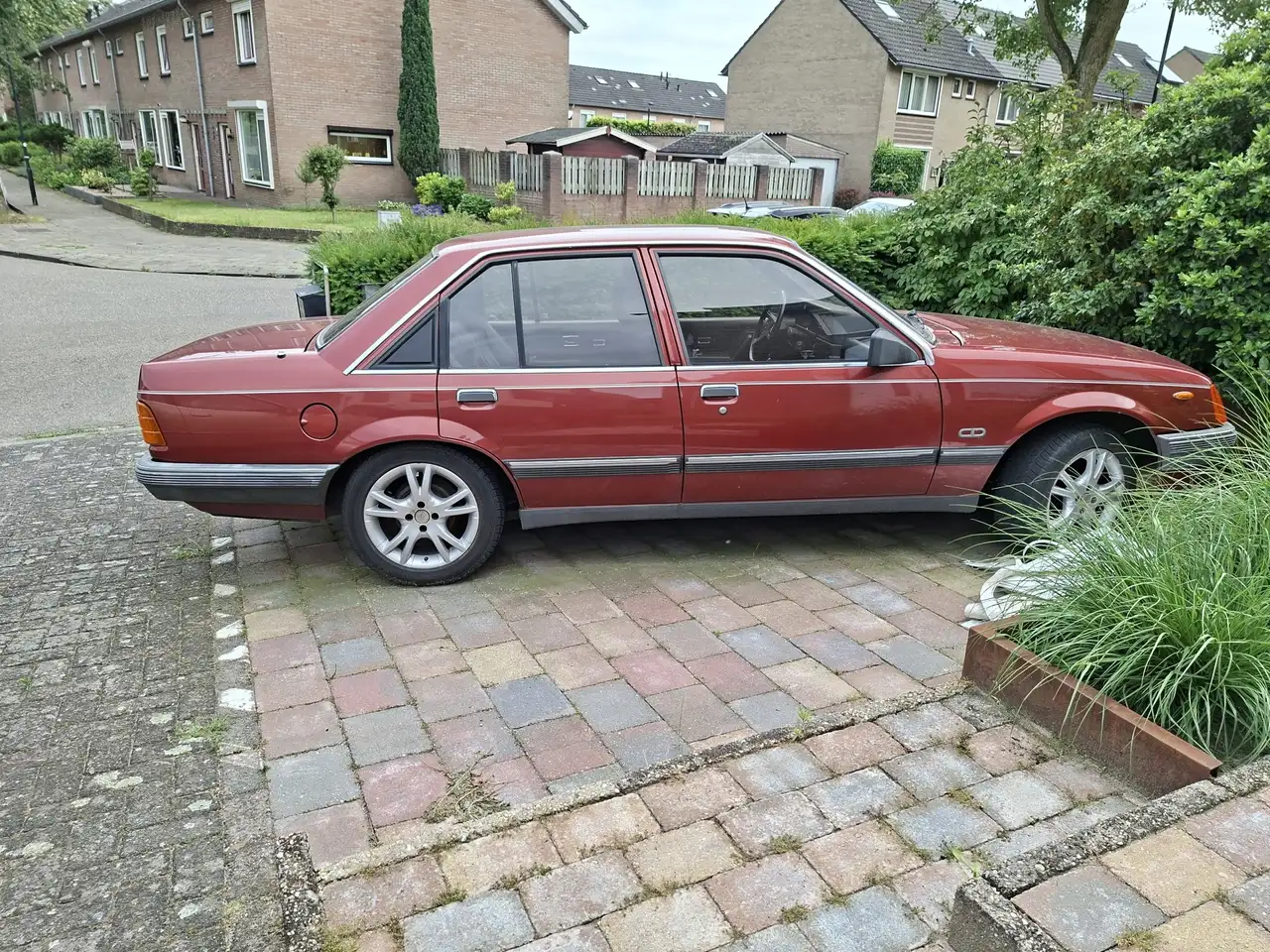 Opel Rekord 2.0 E, foto 3
