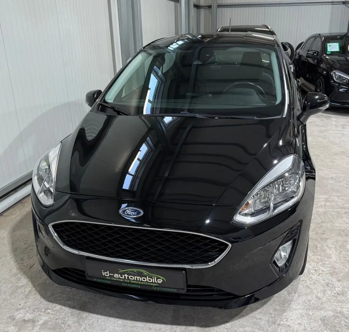 Ford Fiesta Cool & Connect, SHZ, PDC, Spurhalteassist Schwarz - 1
