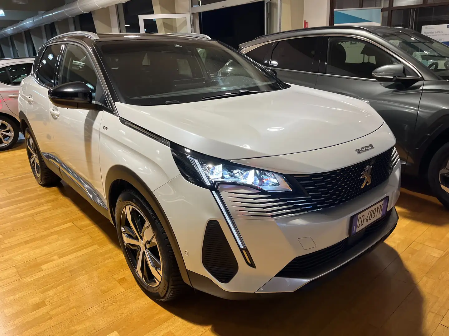 Peugeot 3008 3008 II 2021 1.5 bluehdi GT Pack Blanc - 1