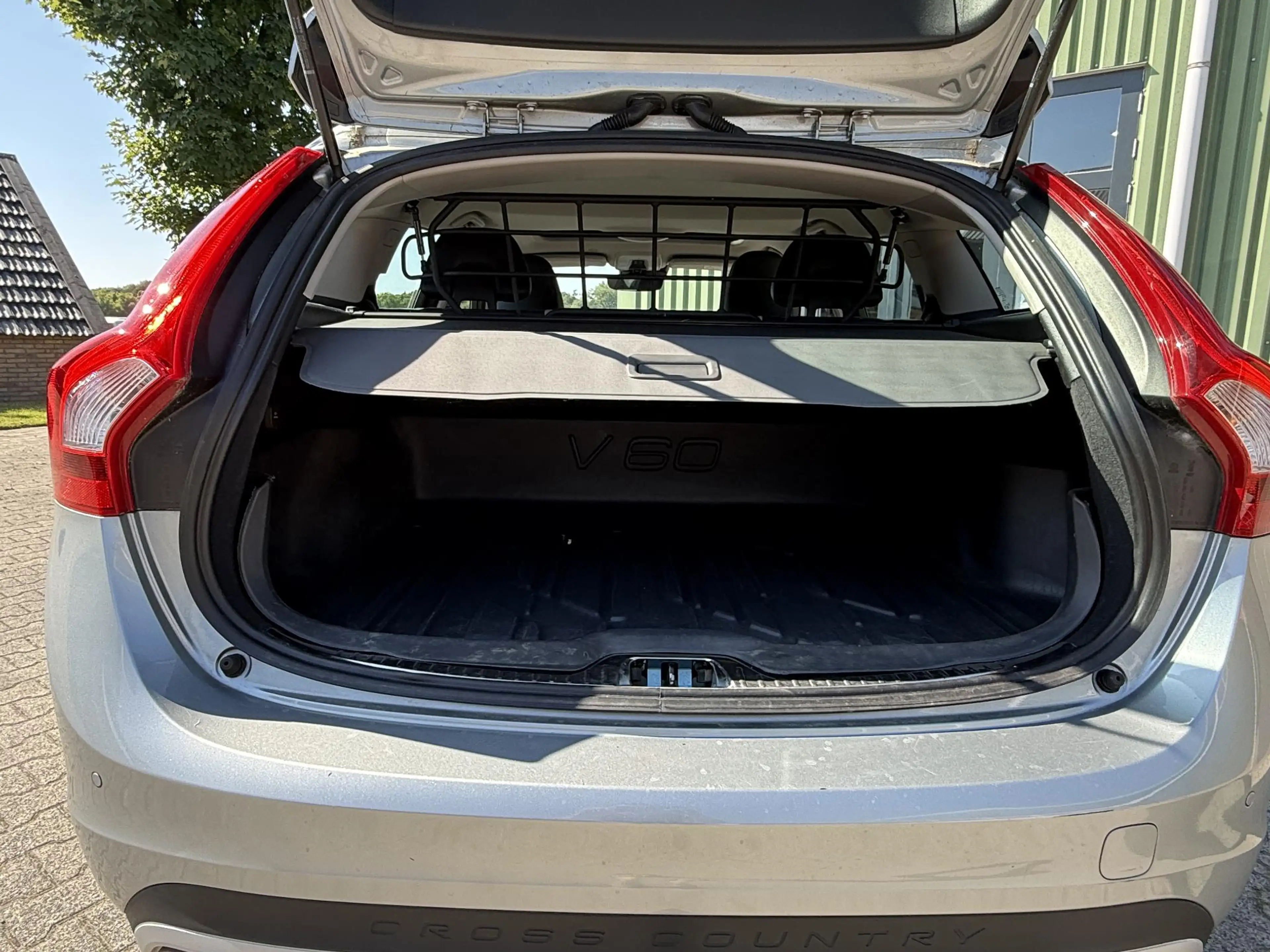 Volvo V60 Cross Country 2.0 T5 AWD Summum | Leder | Keyless | 1e Eigenaar — photo 14