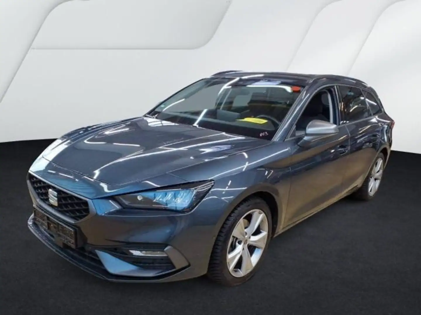 SEAT Leon ST 1.5 TSI FR LED+NAVI+APP+ACC+SHZ+PDC+RFK Grau - 2