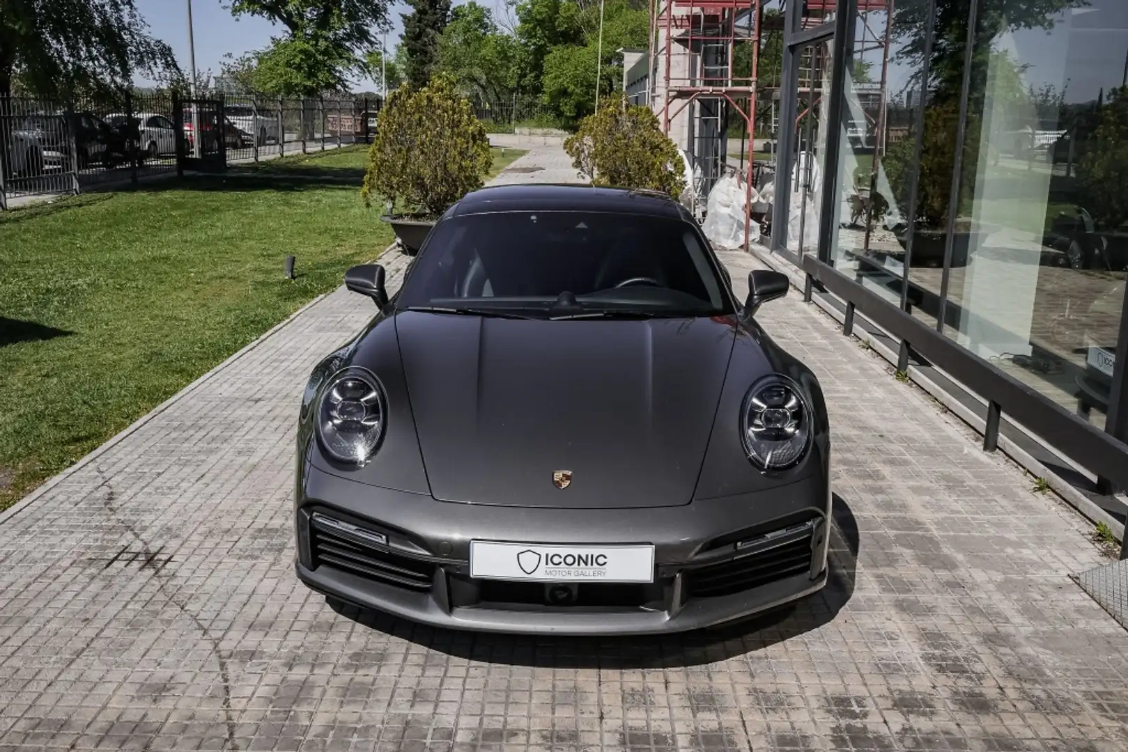 Porsche 992 Turbo Coupé PDK Gris - 2