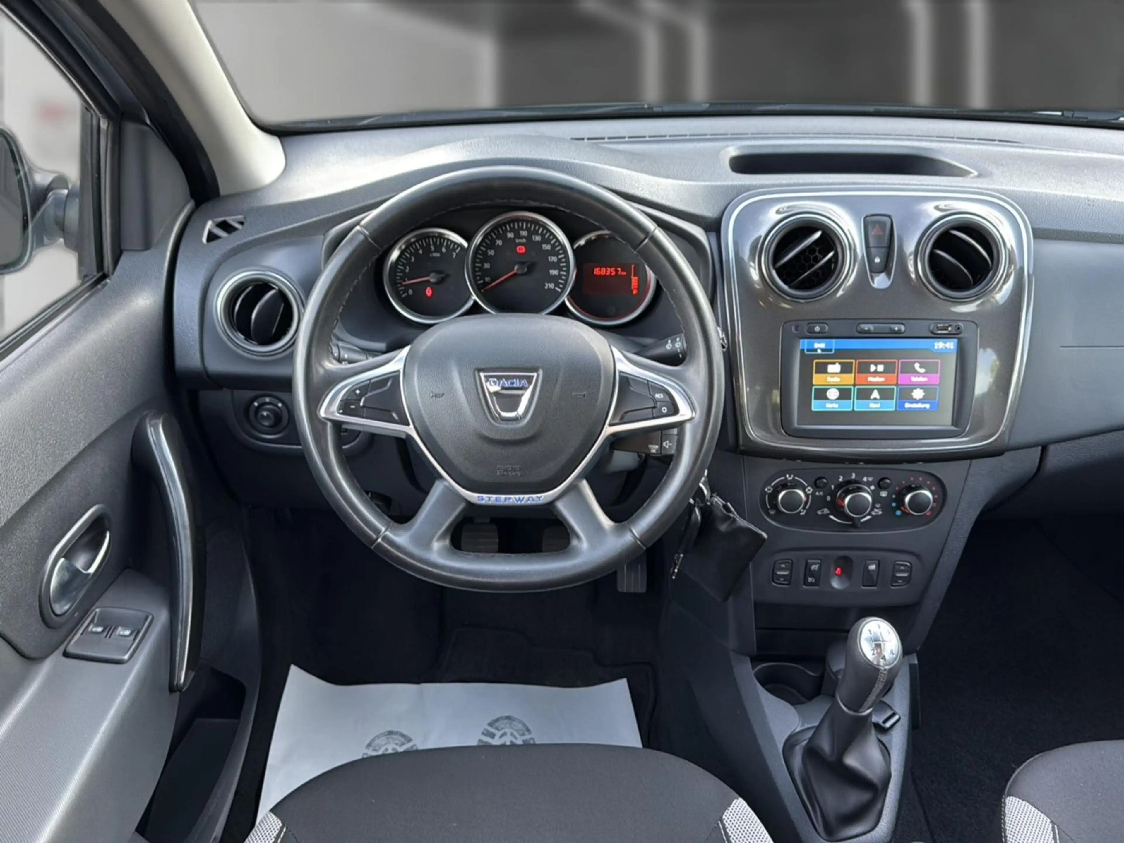 Dacia Logan MCV II Kombi Stepway NAVI+KLIMA+KAMERA+AHK — photo 12