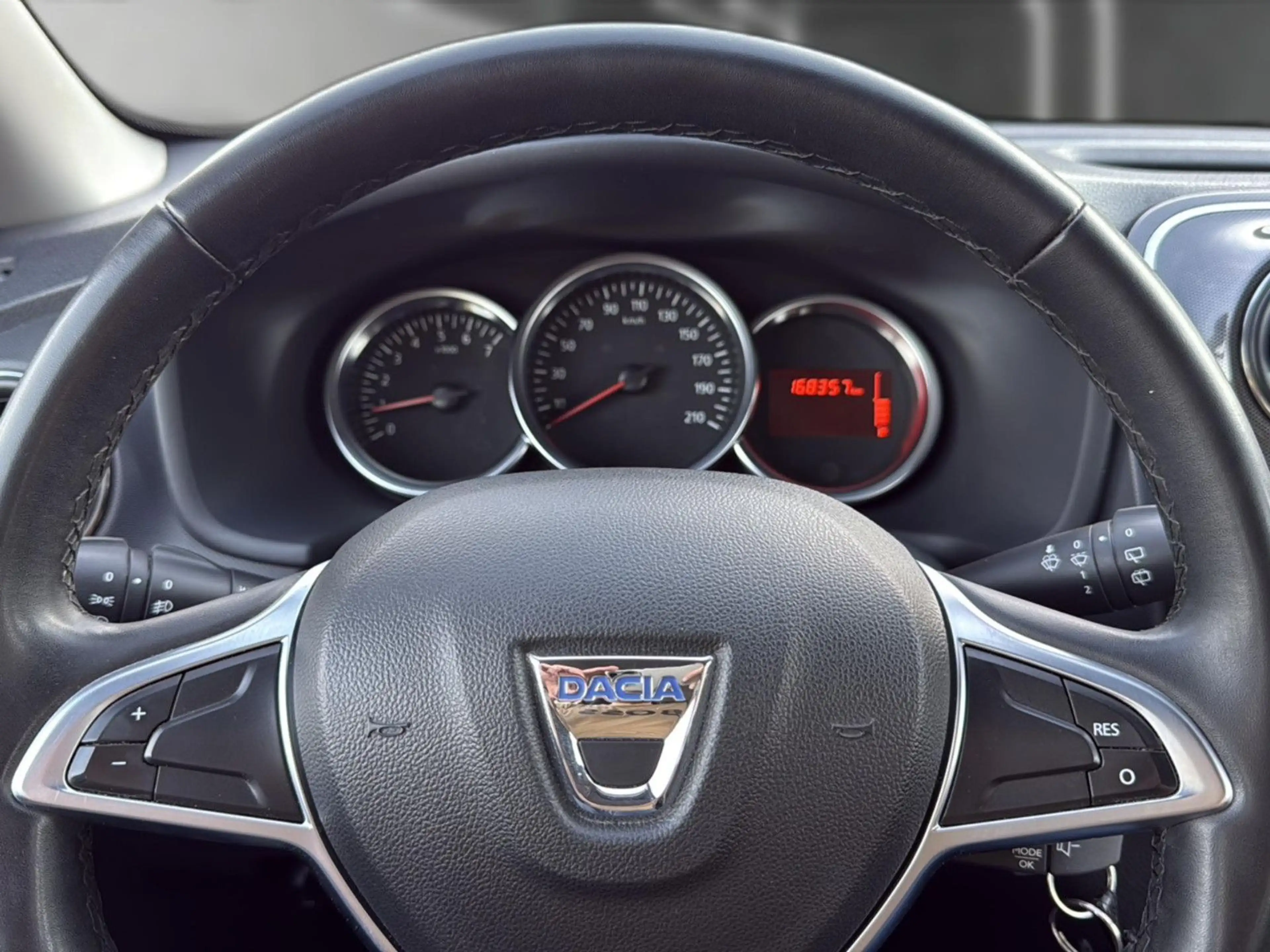 Dacia Logan MCV II Kombi Stepway NAVI+KLIMA+KAMERA+AHK — photo 13