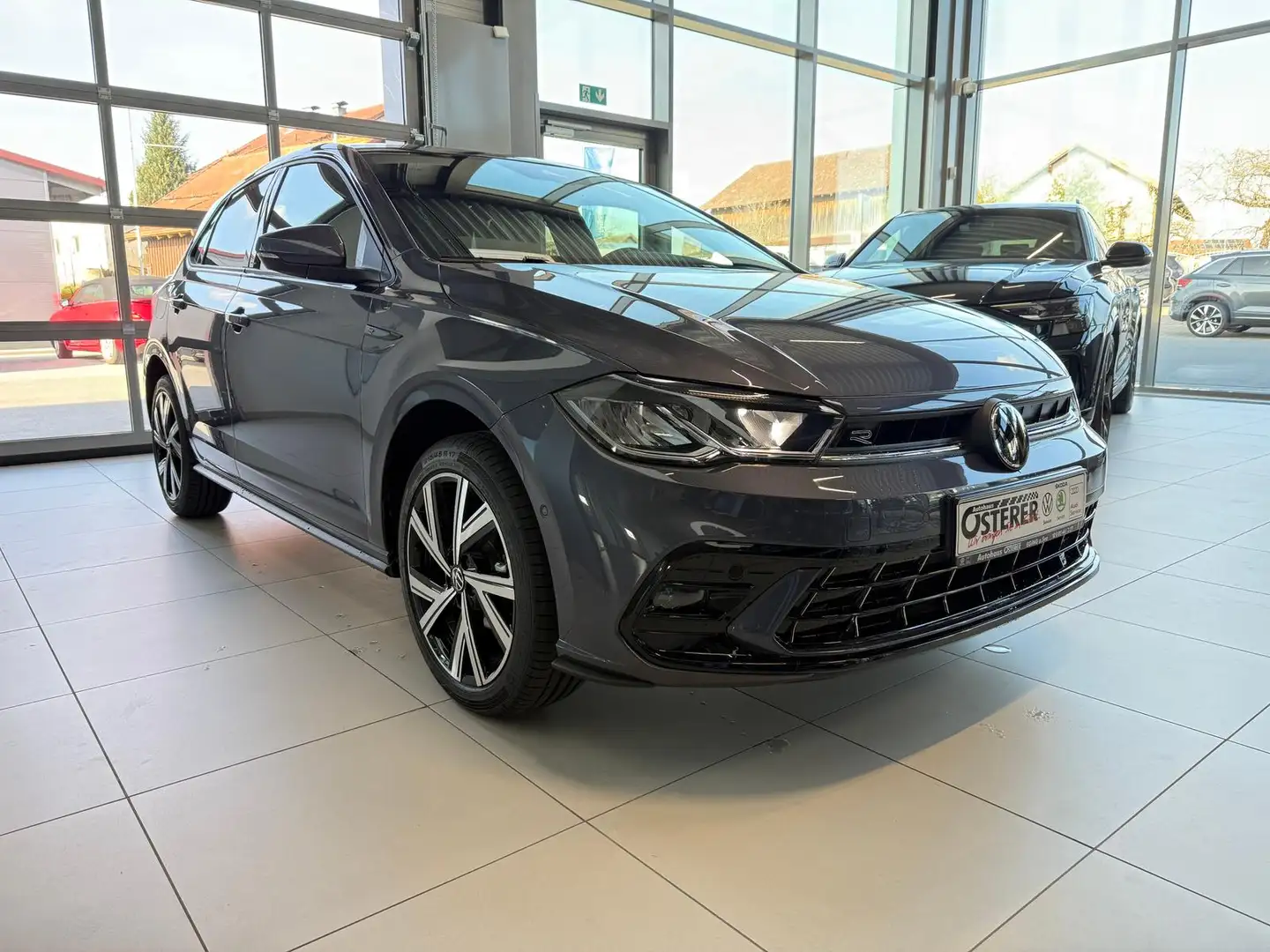 Volkswagen Polo 1.0 TSI R-Line-4 Jahre Garantie-IQ Drive-Digital C Gris - 2