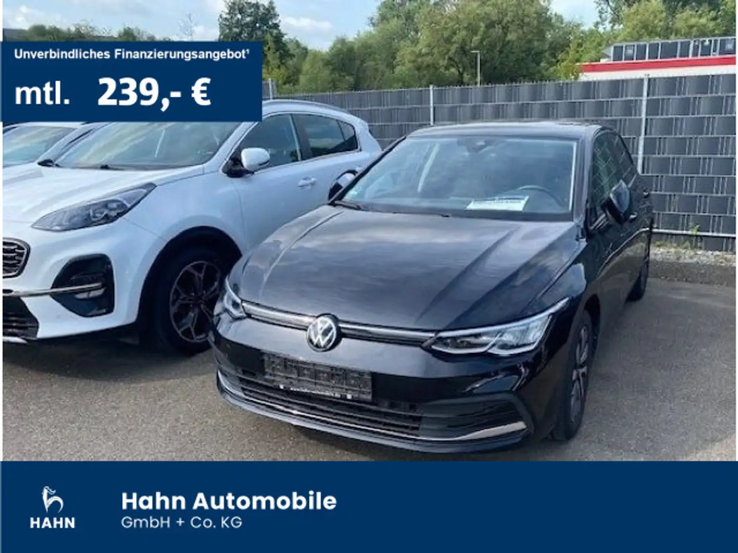 Volkswagen Golf VIII 1.0 TSI Active Navi Kamera ACC LED Schwarz - 1