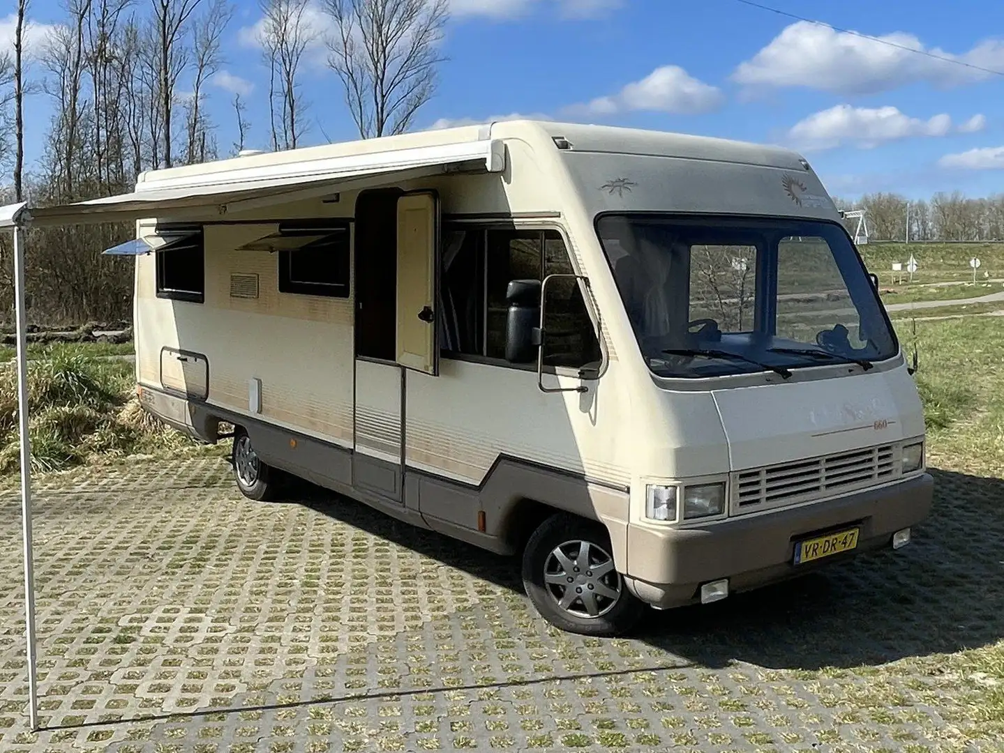 Peugeot Camper FFB CLASSIC 660 Bej - 1