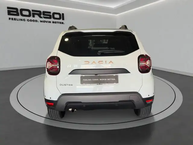 Dacia Duster view 4