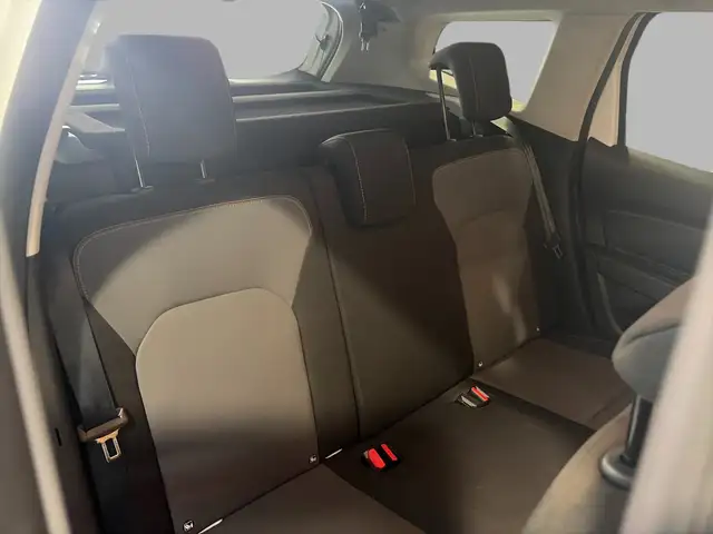 Dacia Duster view 14