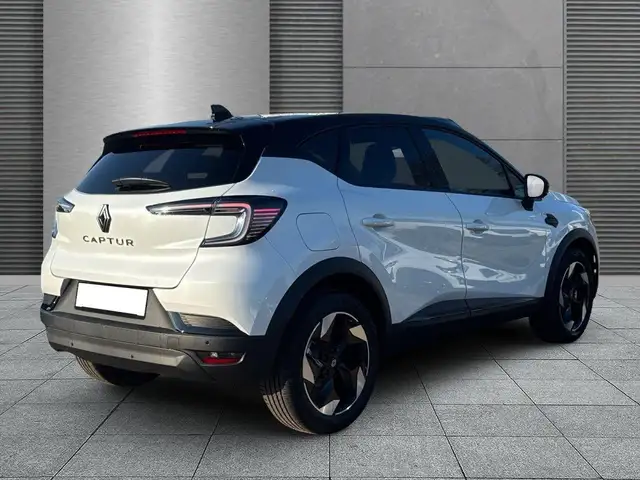 Renault Captur view 3