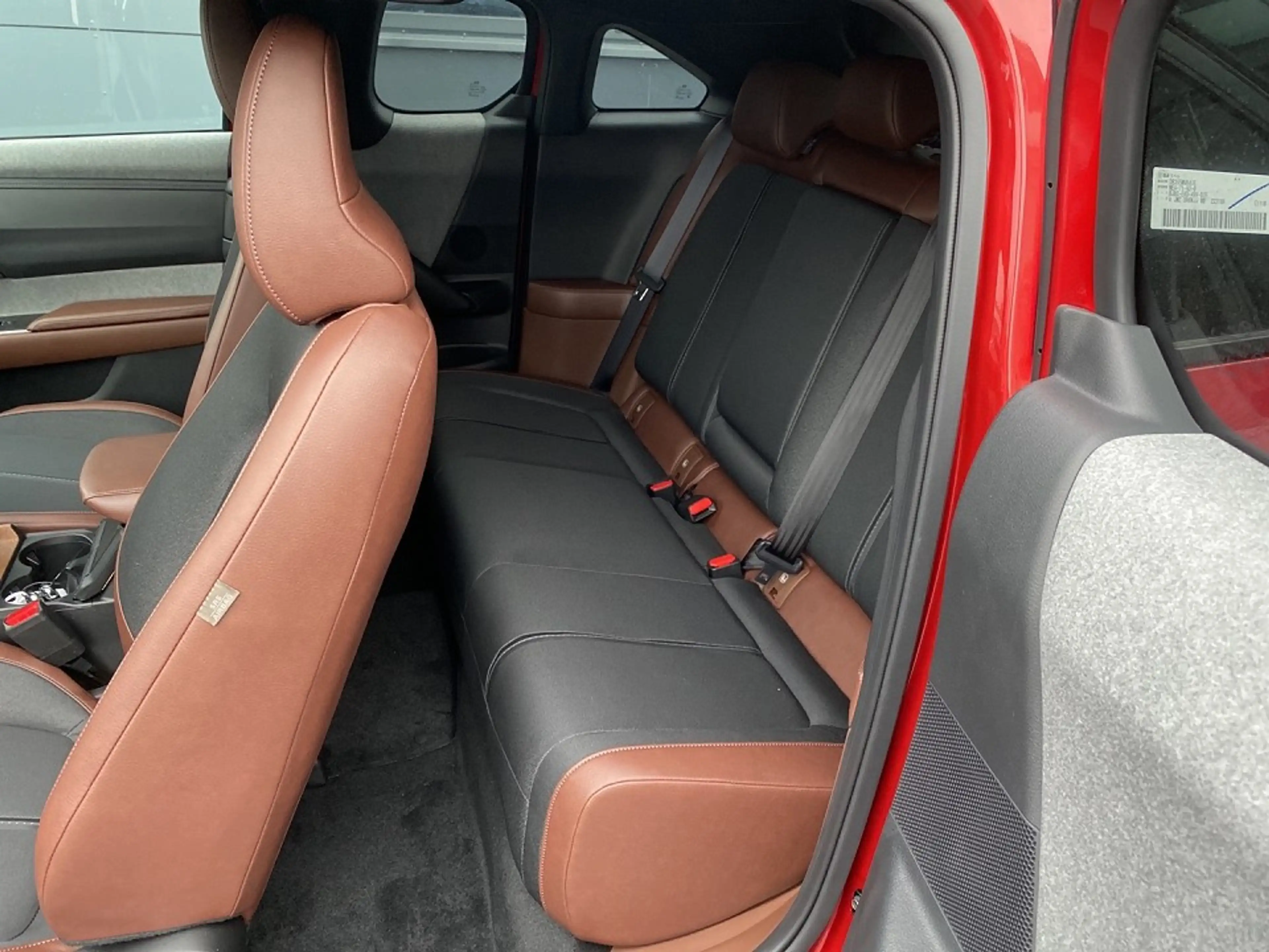 Mazda MX-30 R-EV Advantage IV Multi-Tone Metallic — photo 8