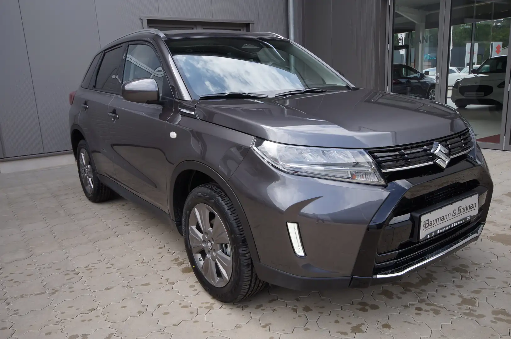 Suzuki Vitara 1.4 Boosterjet Hybrid Comfort mit Navigation Gris - 2