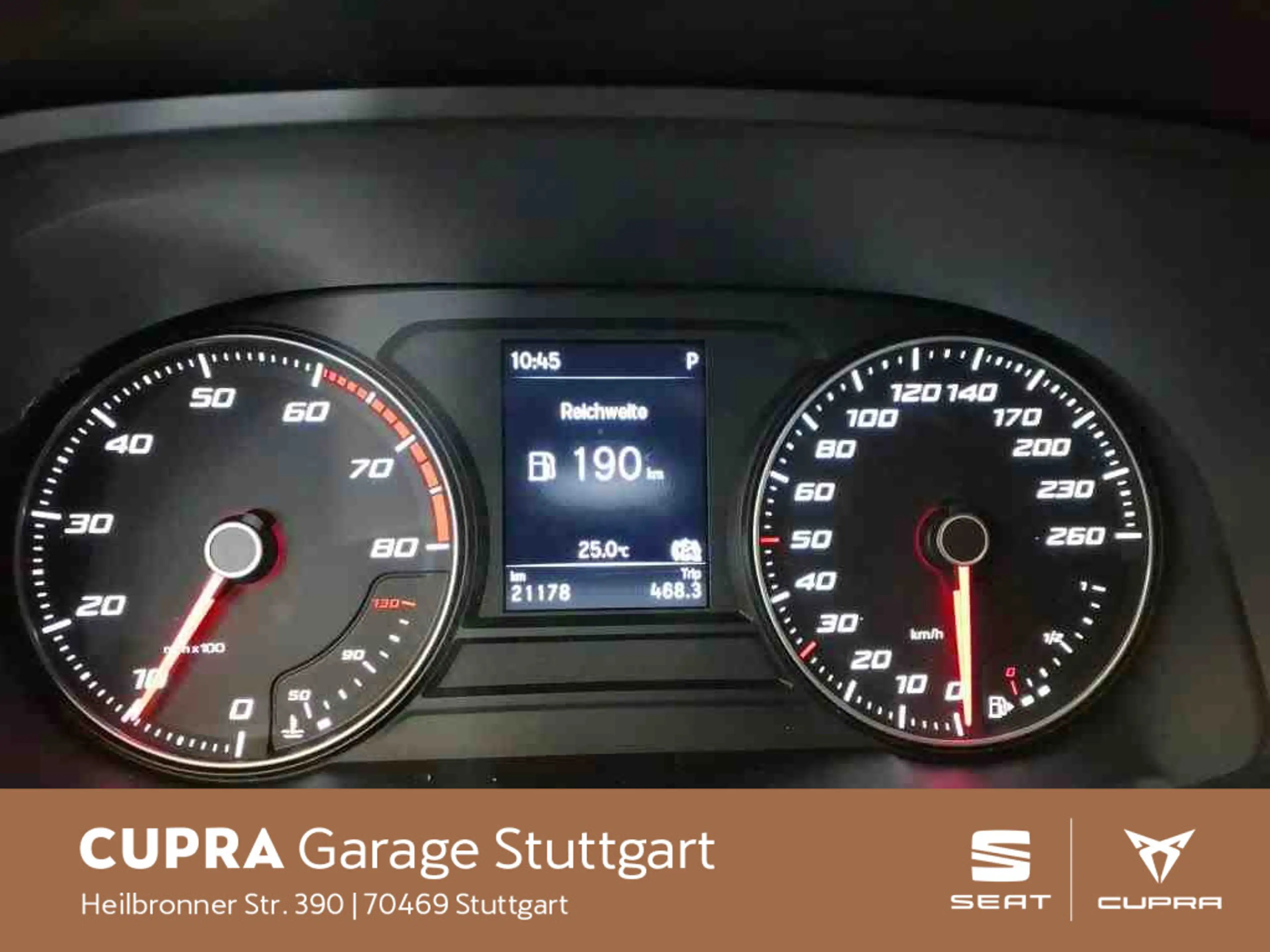 SEAT Leon Sportstourer 1.0 eTSI Style DSG 81 kW — photo 6