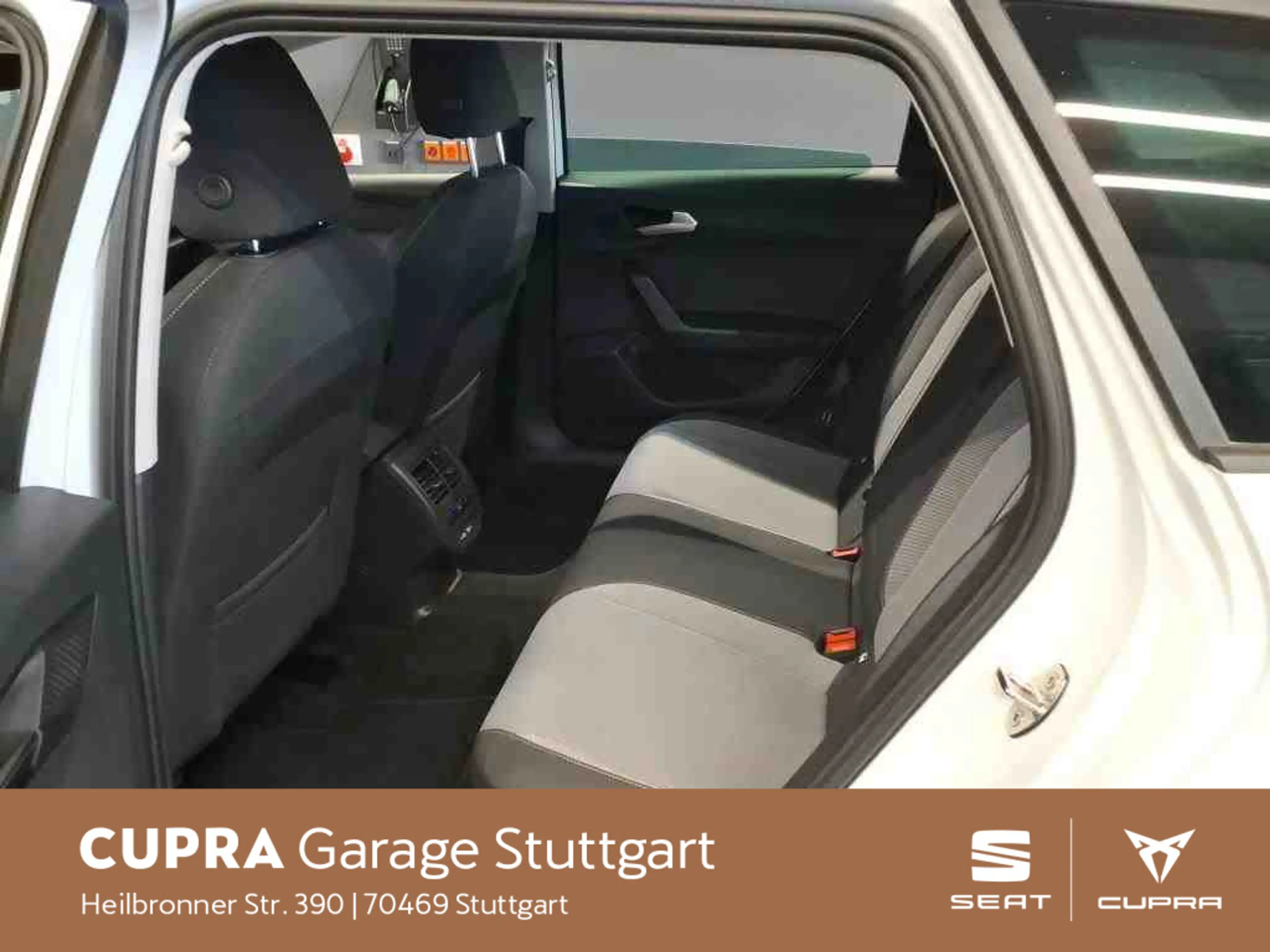SEAT Leon Sportstourer 1.0 eTSI Style DSG 81 kW — photo 9