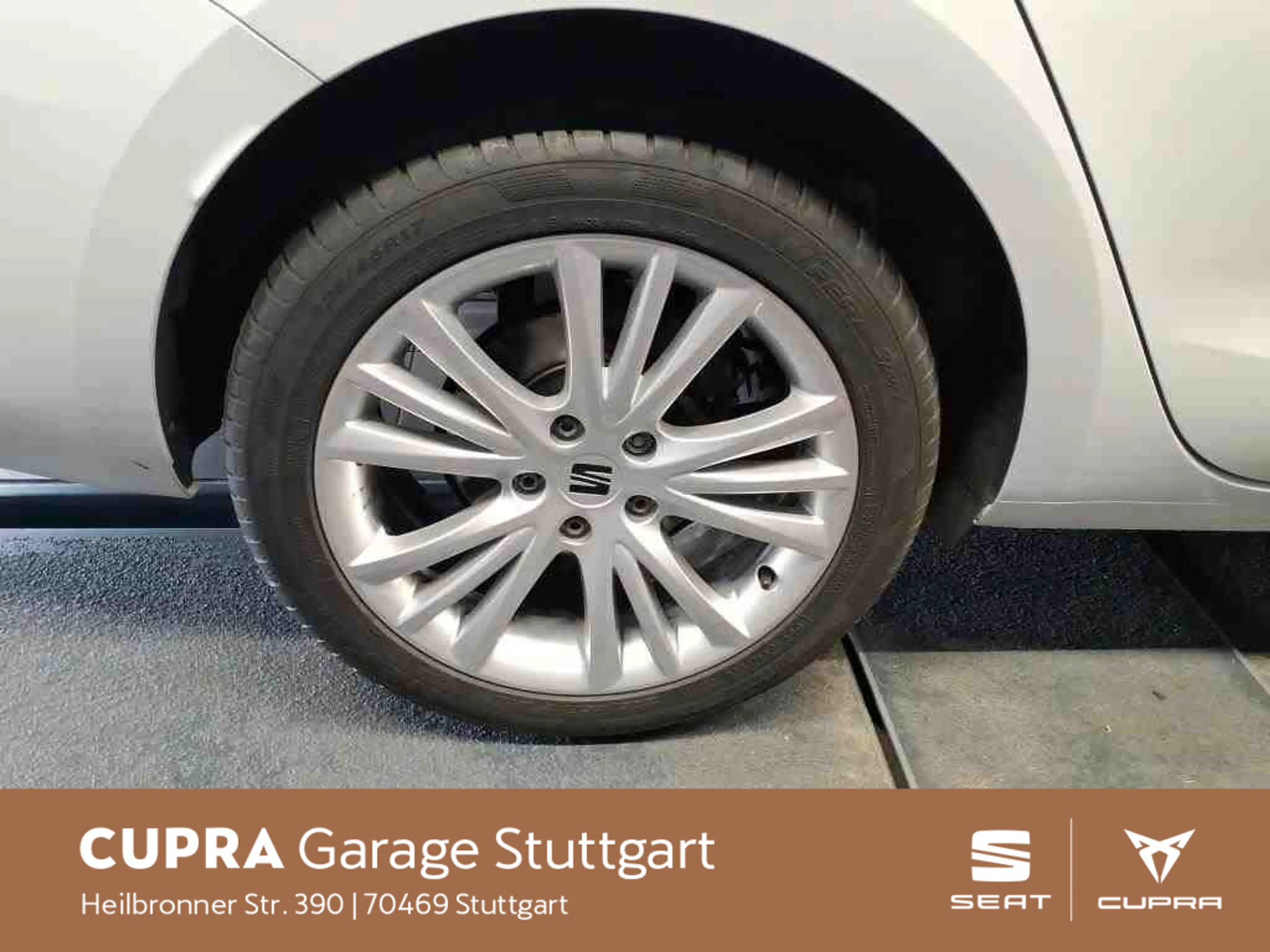 SEAT Leon Sportstourer 1.0 eTSI Style DSG 81 kW — photo 11