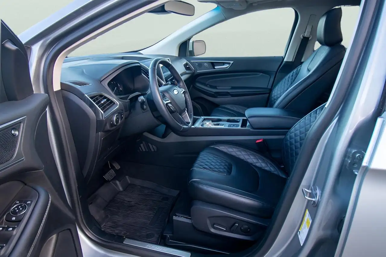 Ford Edge photo Ford Edge