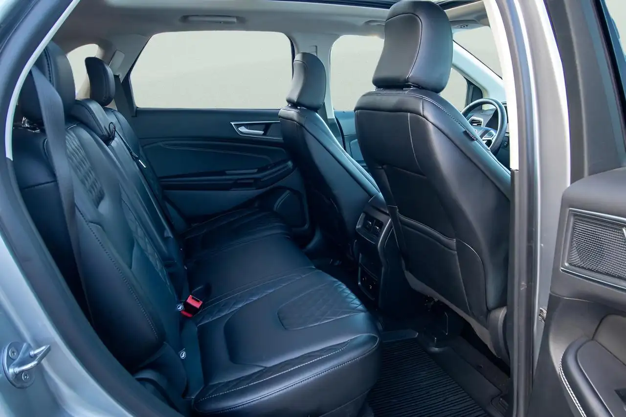 Ford Edge photo Ford Edge