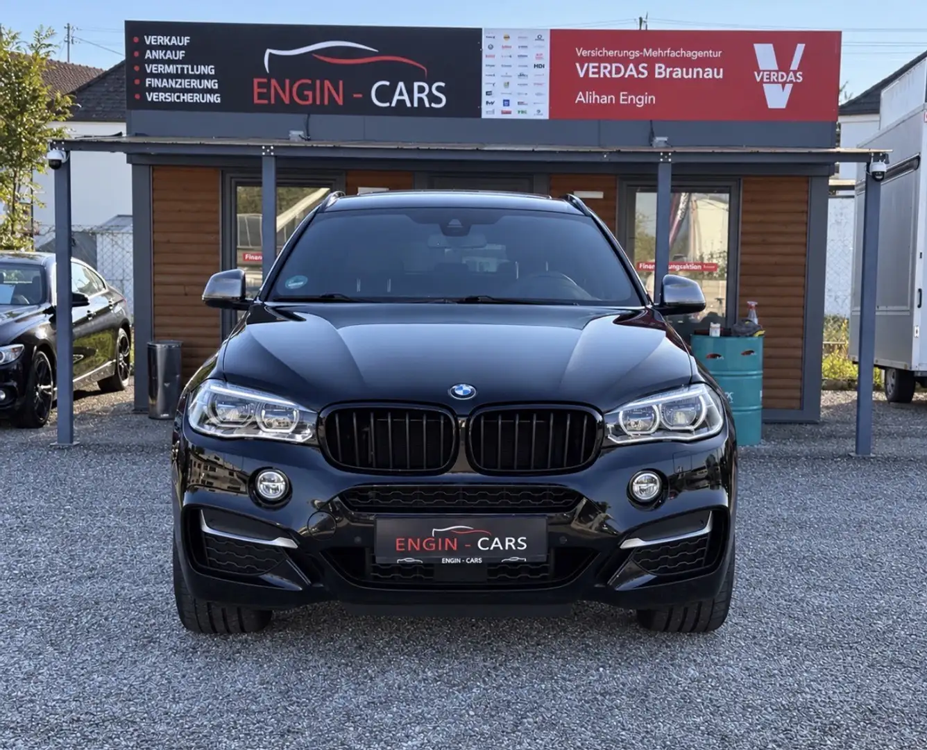 BMW X5 M M50d Aut. Schwarz - 2