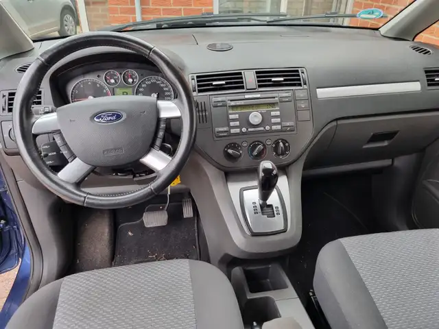 Ford Focus C-Max view 6