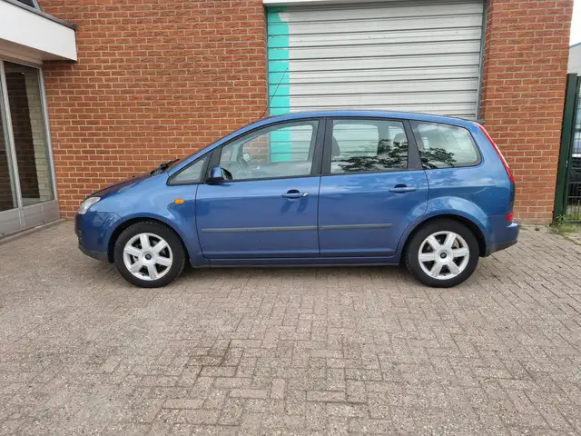 Ford Focus C-Max view 9