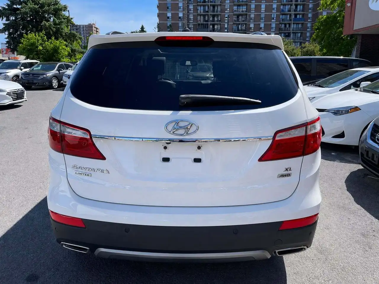 Hyundai SANTA FE снимка Hyundai SANTA FE