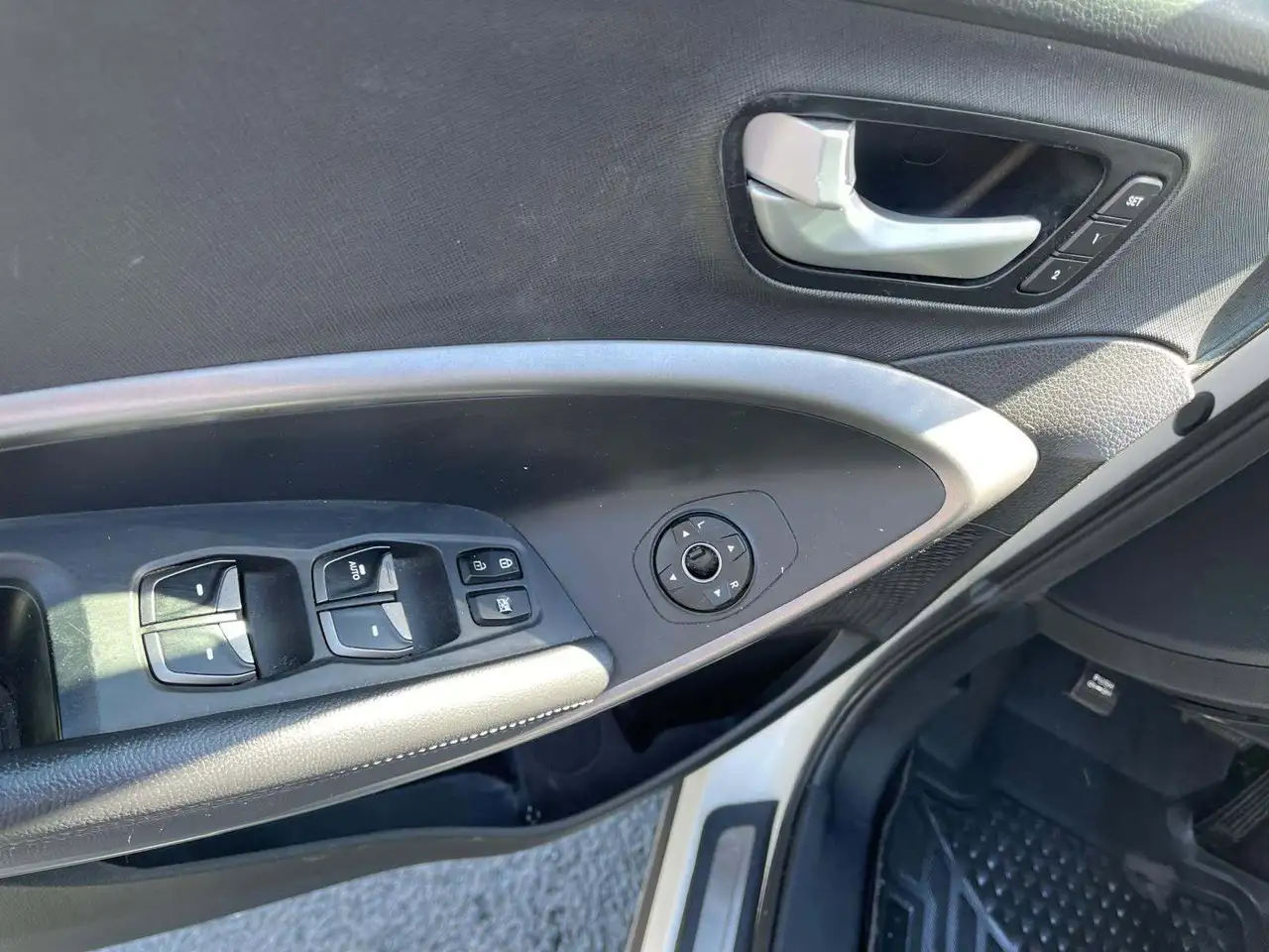 Hyundai SANTA FE снимка Hyundai SANTA FE