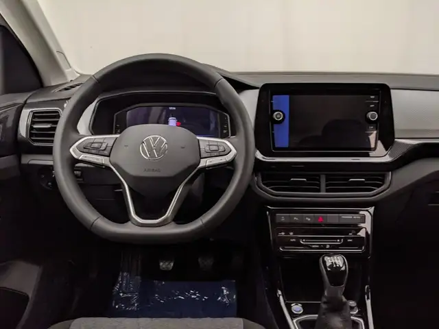 Volkswagen T-Cross view 7