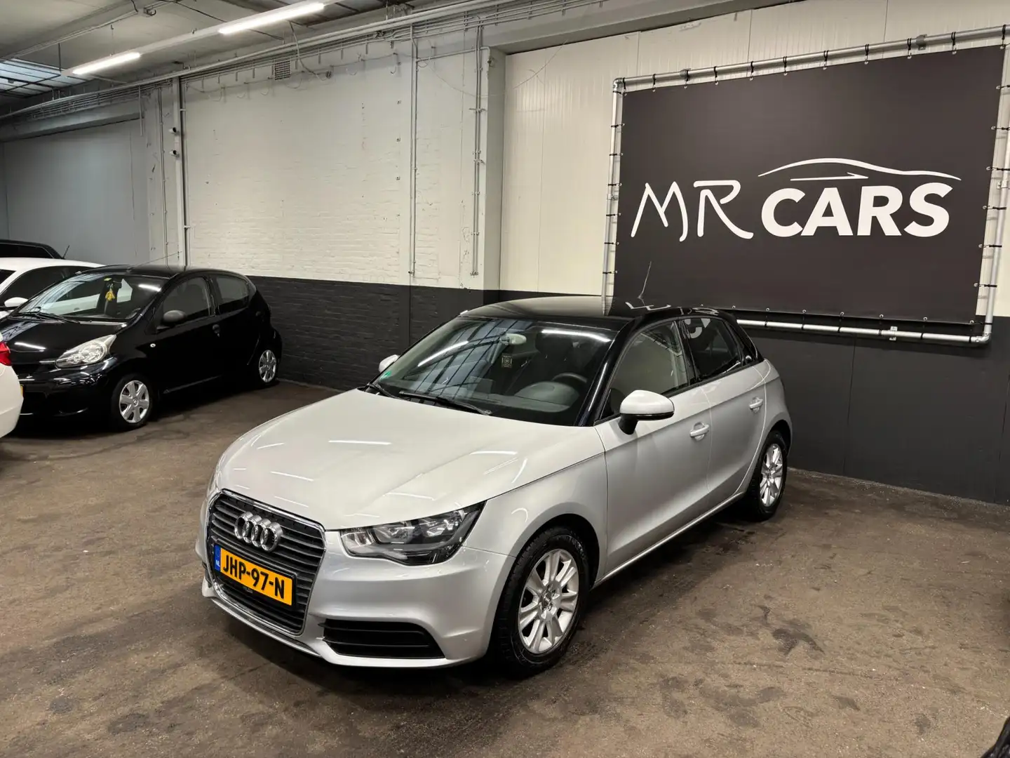 Audi A1 SPORTBACK 1.2 TFSI Pro Line S Navi/Airco Grijs - 2