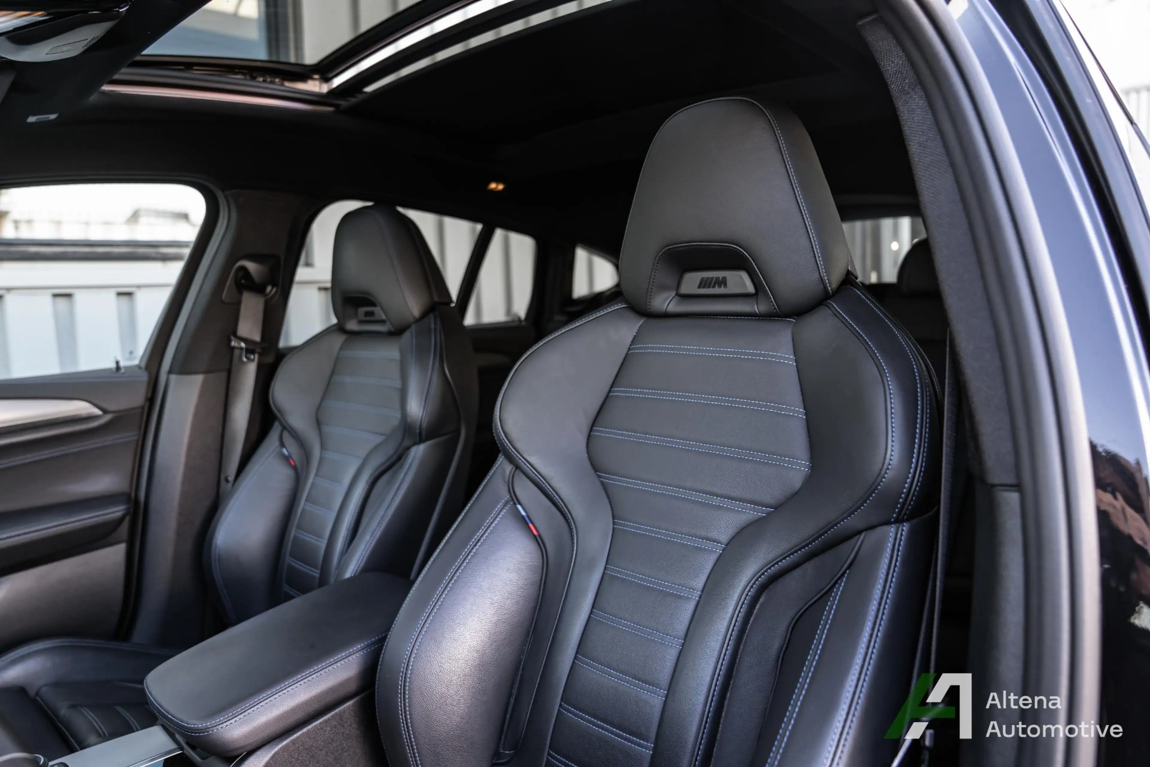 BMW X4 xDrive20i High Executive Edition M-sport, panorama — photo 7