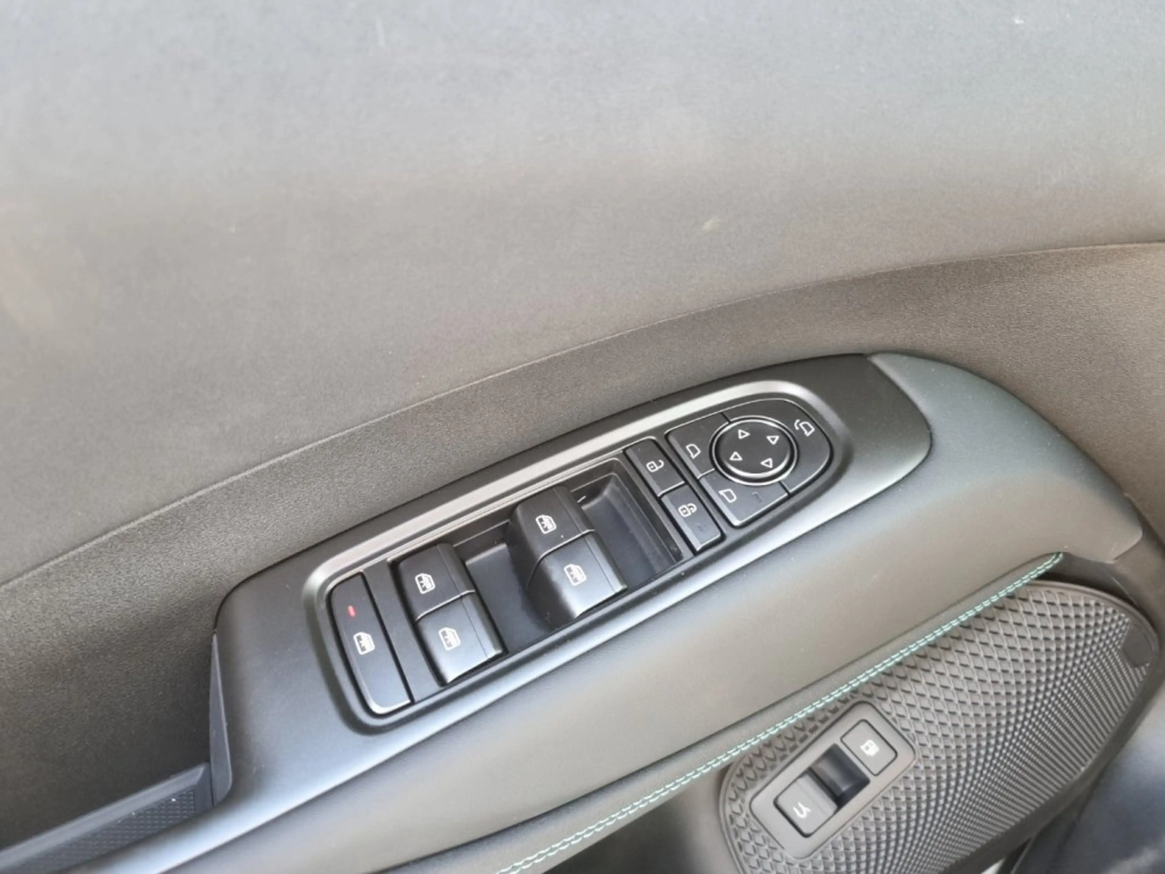 BYD Seal 6 DM-i Touring Comfort — photo 7