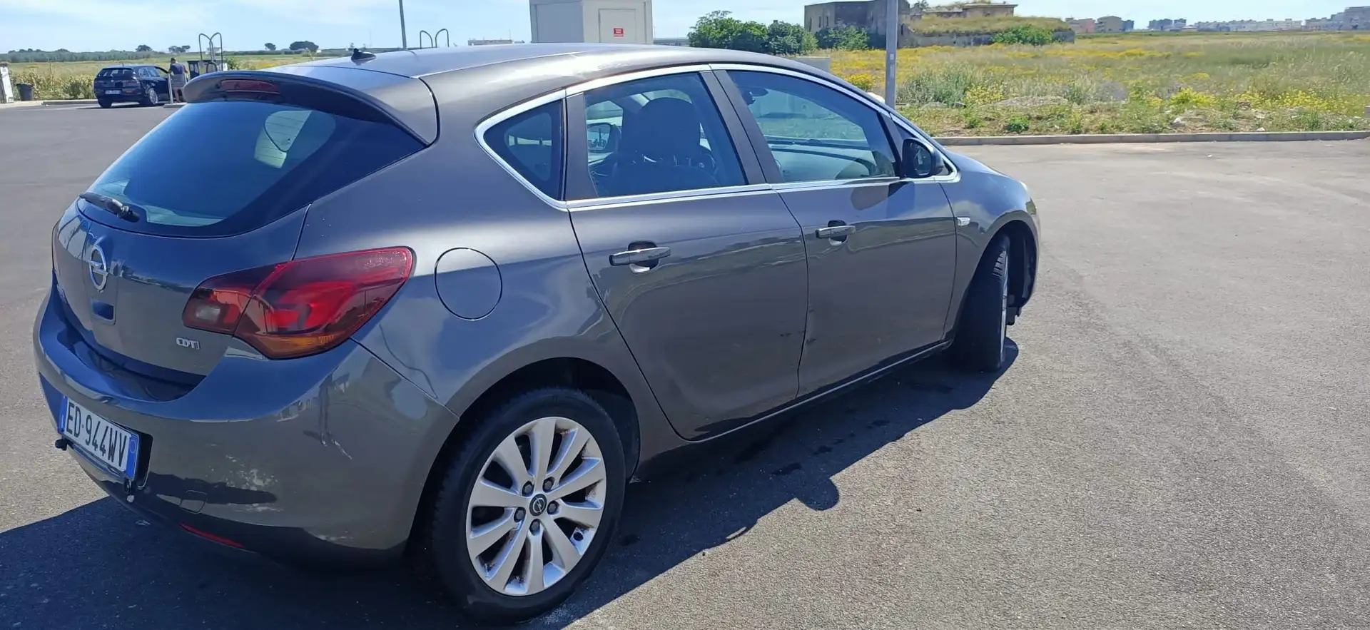 Opel Astra Astra IV 2011 5p 1.7 cdti Cosmo 110cv Grigio - 1