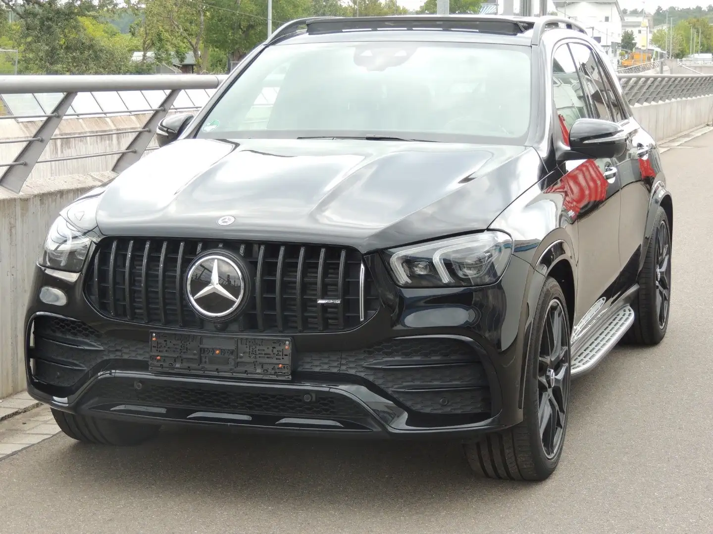 Mercedes-Benz GLE 53 AMG 4M+*PANO*NAPPA*MBUX*DISTR*22zoll*BURM Negru - 2