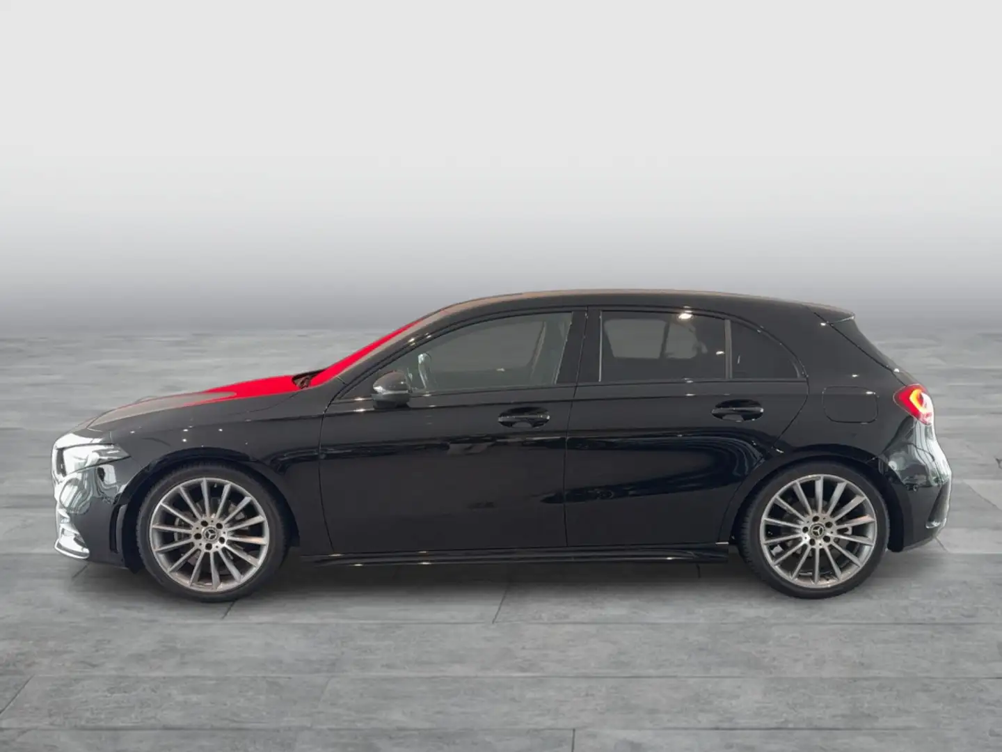 Mercedes-Benz A 180 DCT AMG Line LED Navi RKamera SHZ Klima Navi Schwarz - 2