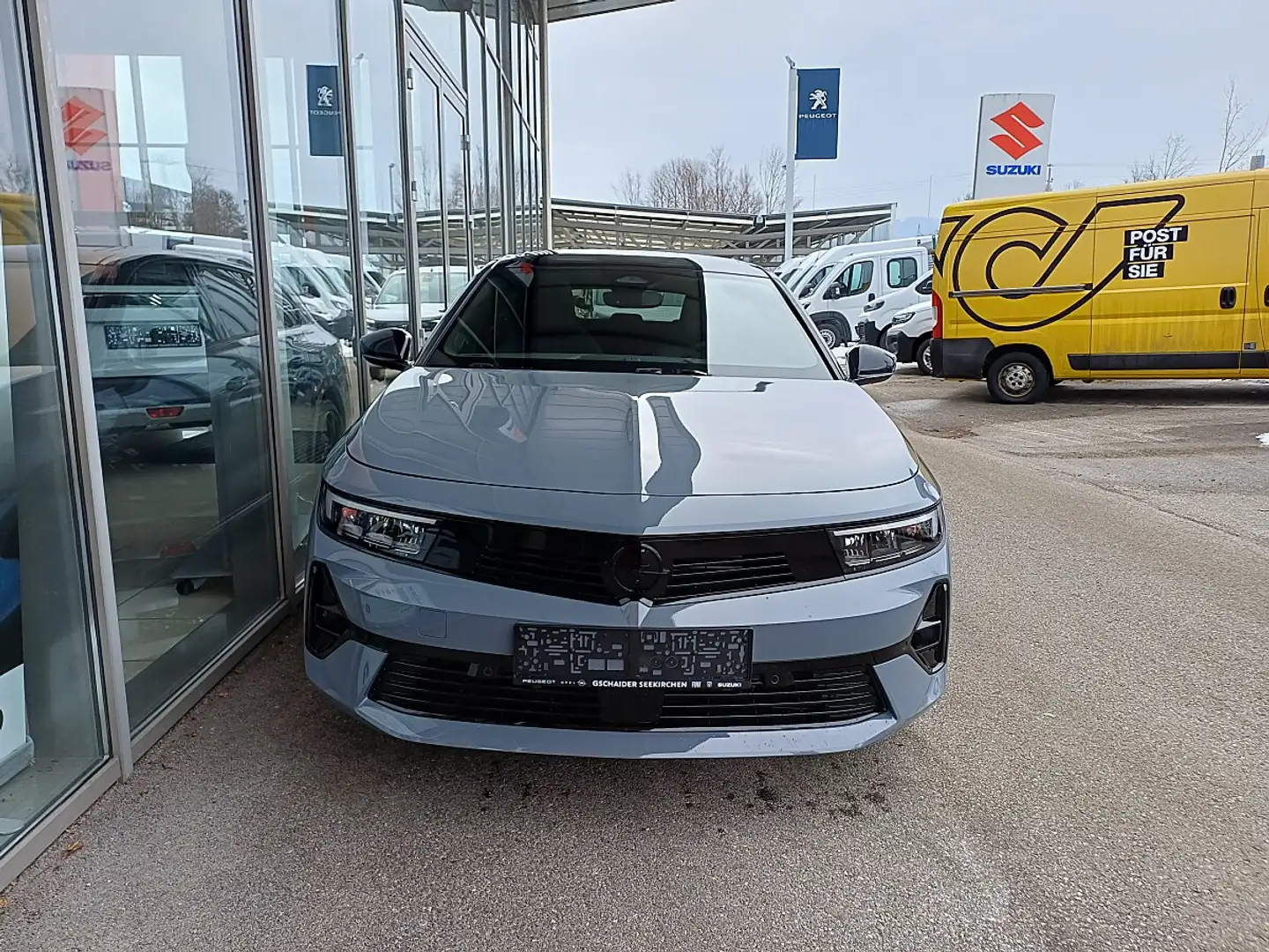 Opel Astra ST 1,2 Turbo GS Aut. mit Komfort Paket GSE + In... Grau - 2