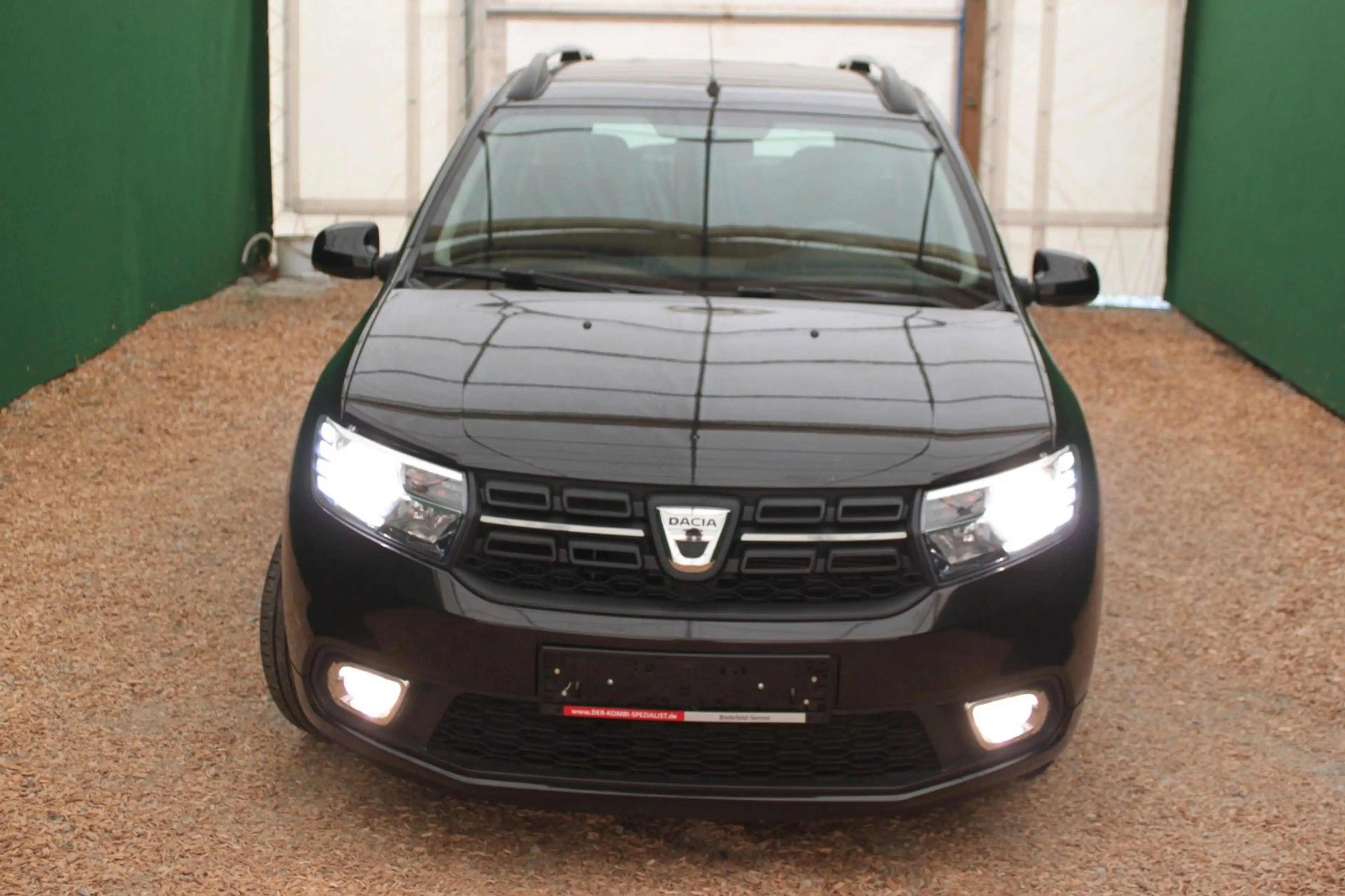 Dacia Logan MCV II/ Klima/ Navi/ Bluetooth/ PDC/ 56tkm — photo 8
