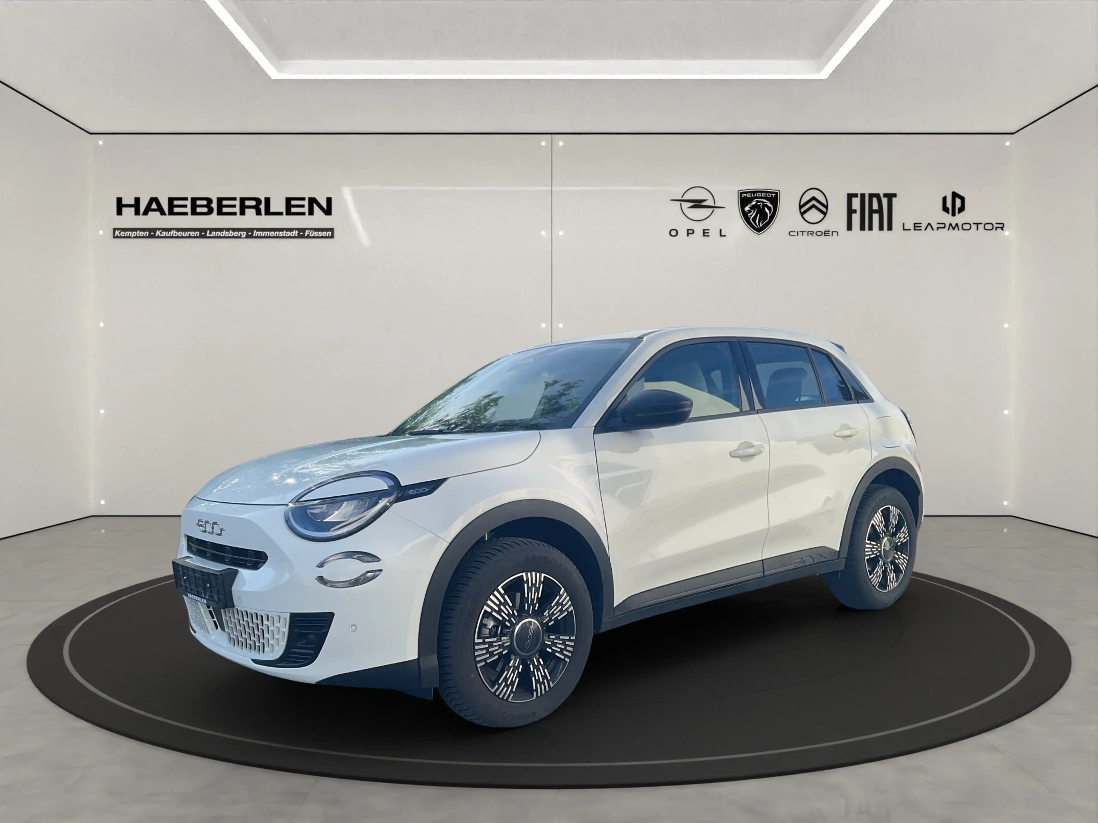 Fiat 600 Business Edt. Autom *Sitzhz+Allwetter+Kamera* — photo 2
