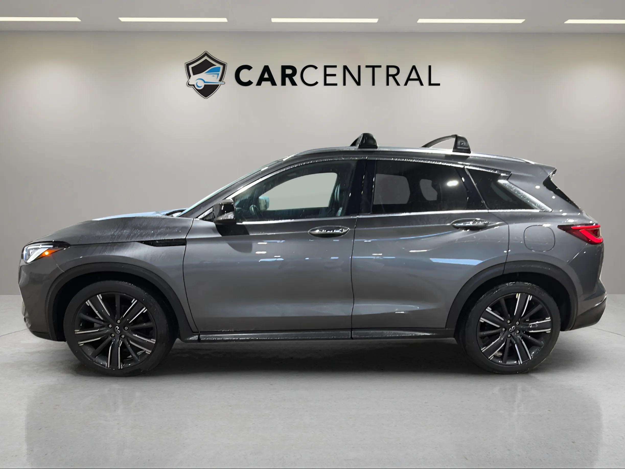2022 Infiniti QX50 LUXE I-LINE BLACK EDITION | 1 OWNER | CLEAN CARFAF — снимка 2