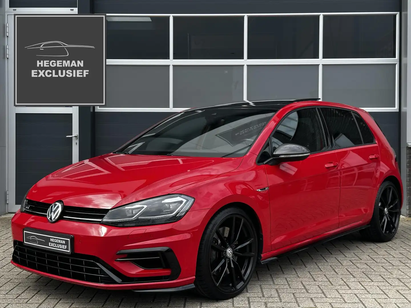 Volkswagen Golf R 2.0 TSI 4Motion PERFORMANCE | Schuif-kanteldak | D Rood - 1