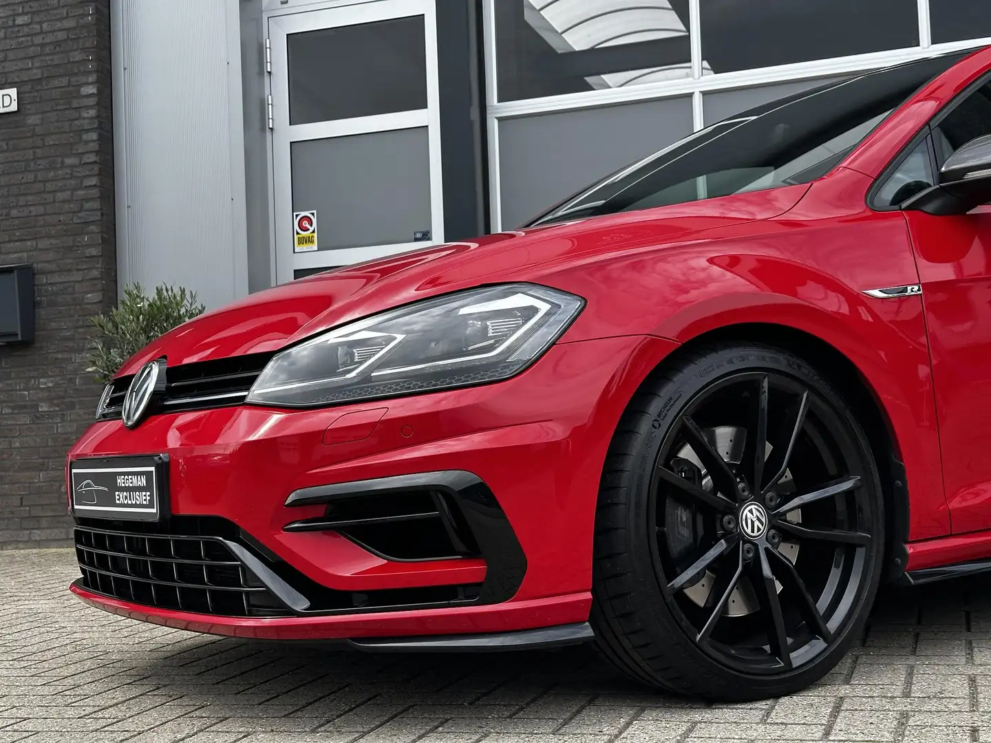 Volkswagen Golf R 2.0 TSI 4Motion PERFORMANCE | Schuif-kanteldak | D Rood - 2