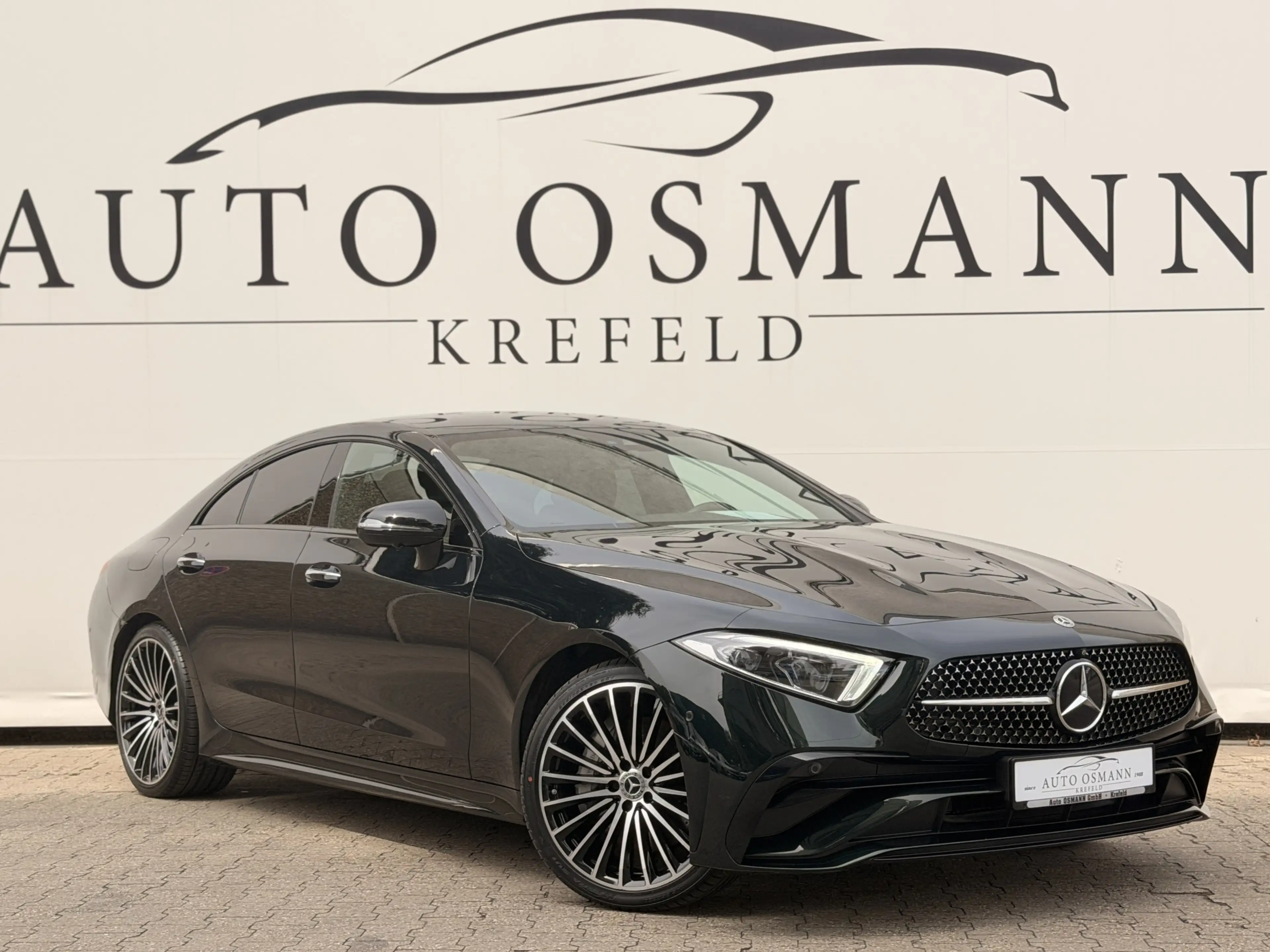 Mercedes-Benz CLS 300 d 4M AMG Line *Night* Burmester* 360°*.. — photo 3