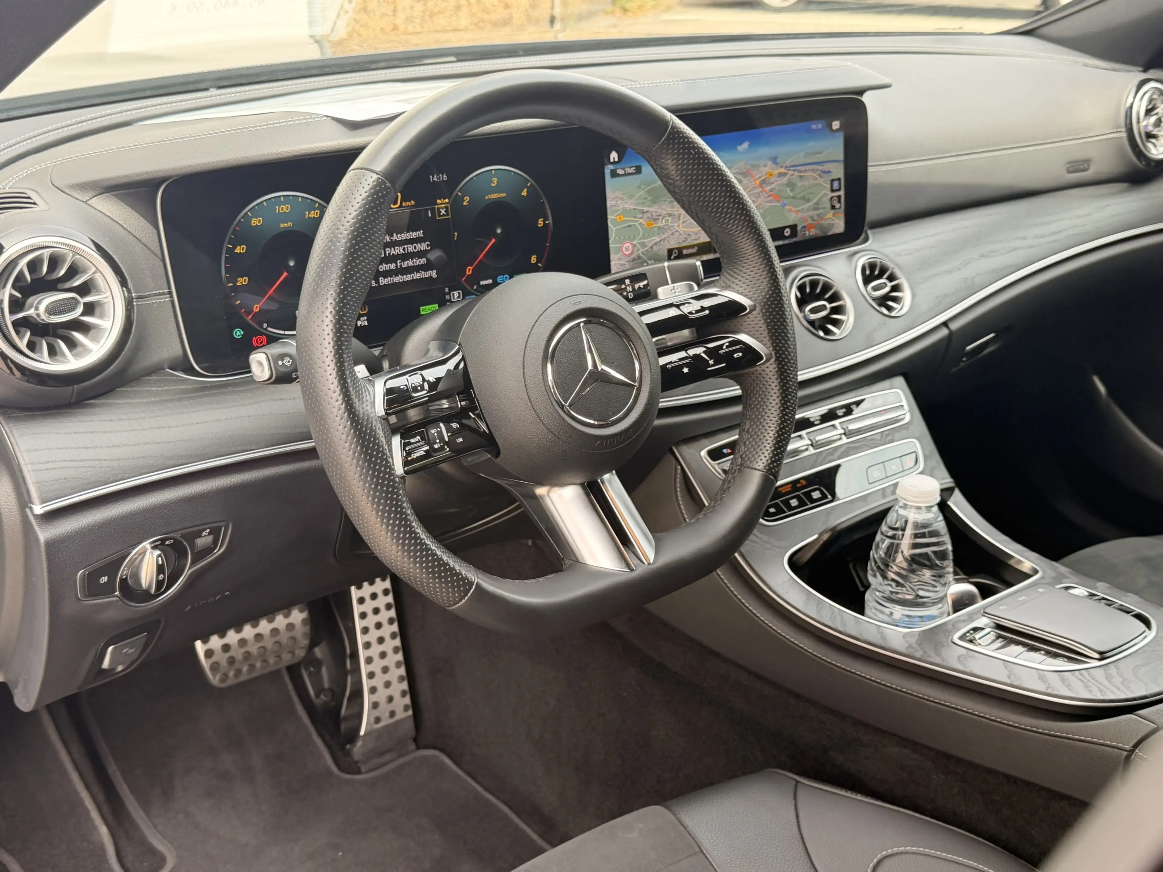 Mercedes-Benz CLS 300 d 4M AMG Line *Night* Burmester* 360°*.. — photo 7