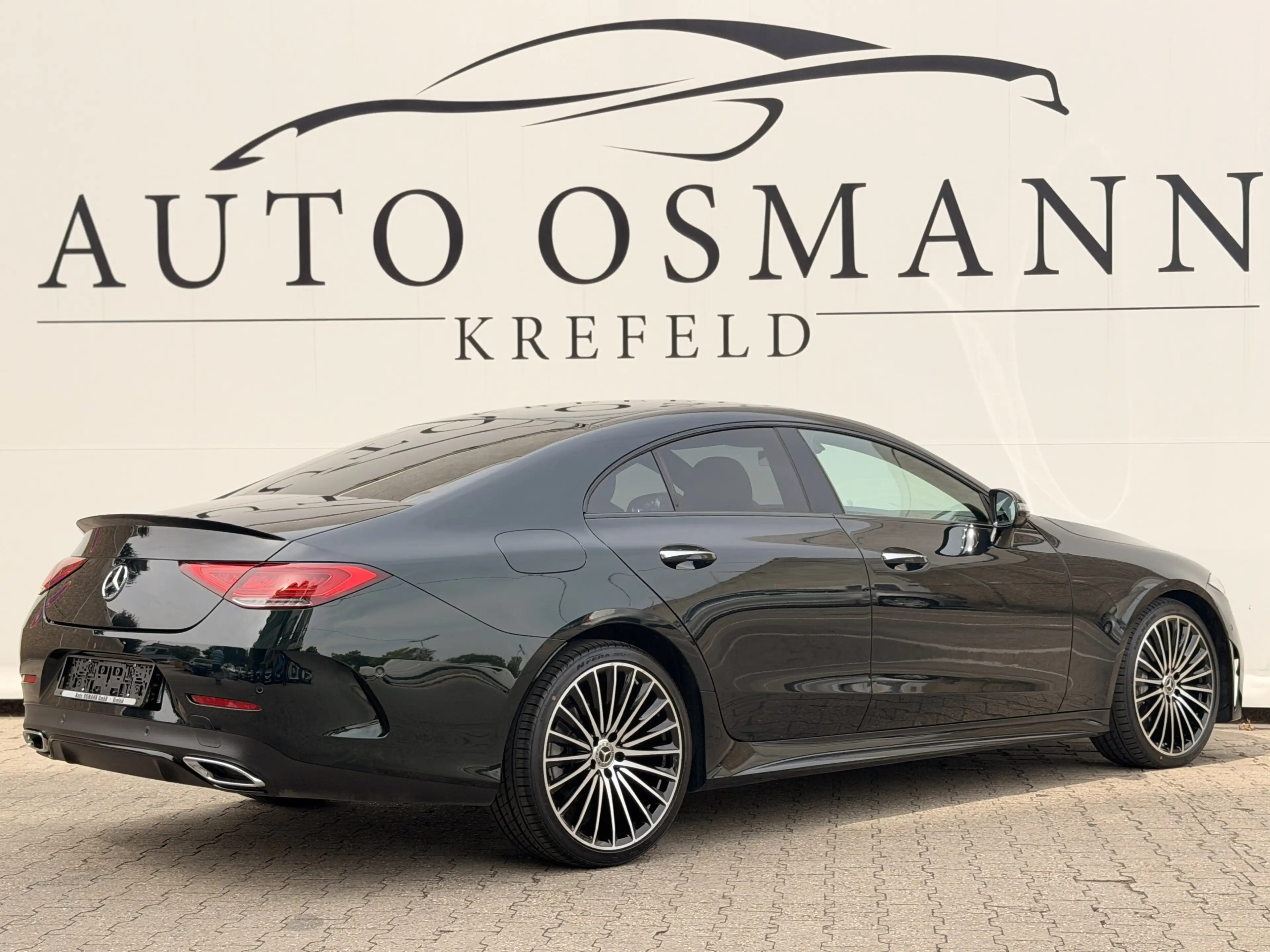 Mercedes-Benz CLS 300 d 4M AMG Line *Night* Burmester* 360°*.. — photo 4