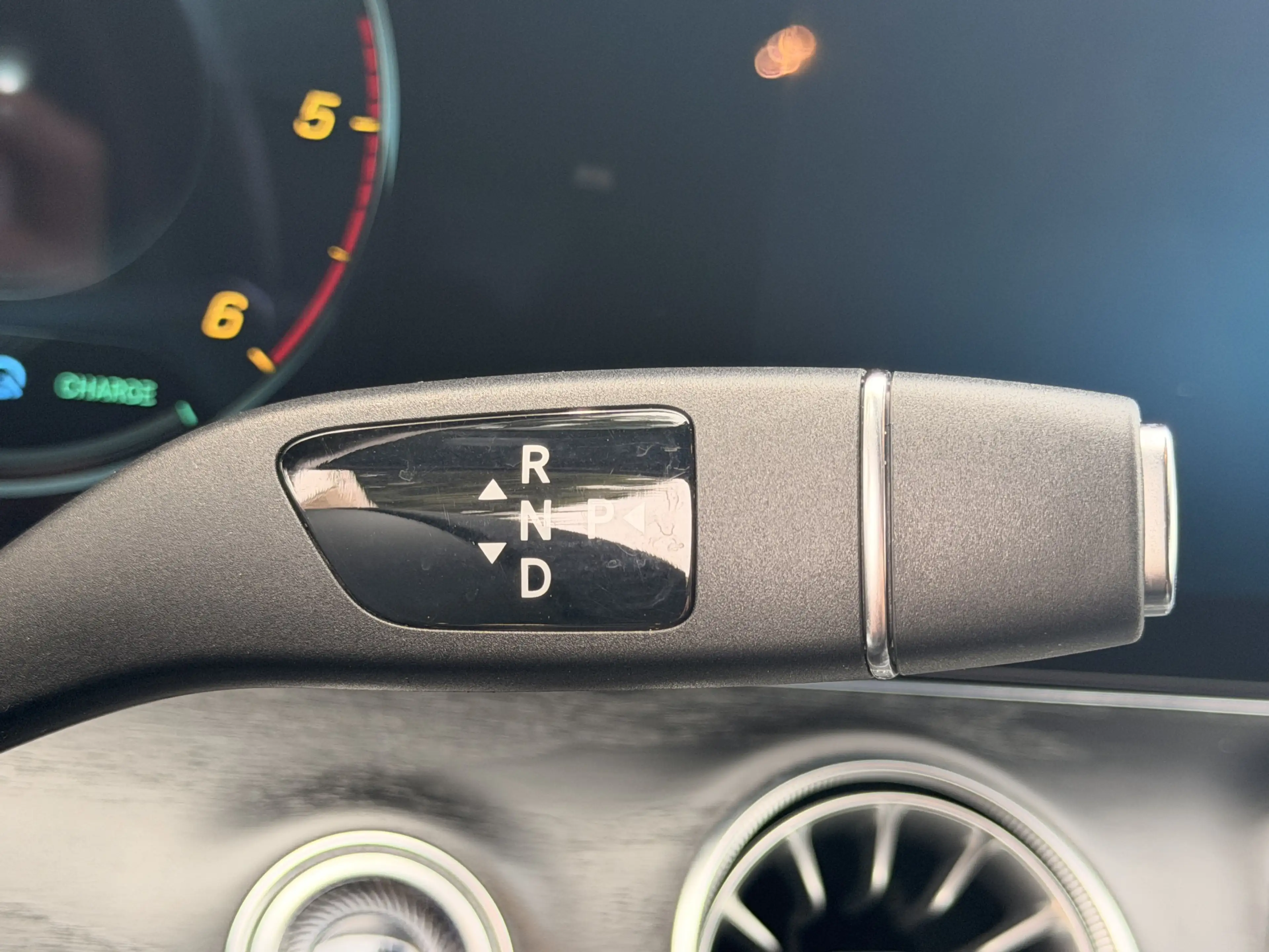Mercedes-Benz CLS 300 d 4M AMG Line *Night* Burmester* 360°*.. — photo 13