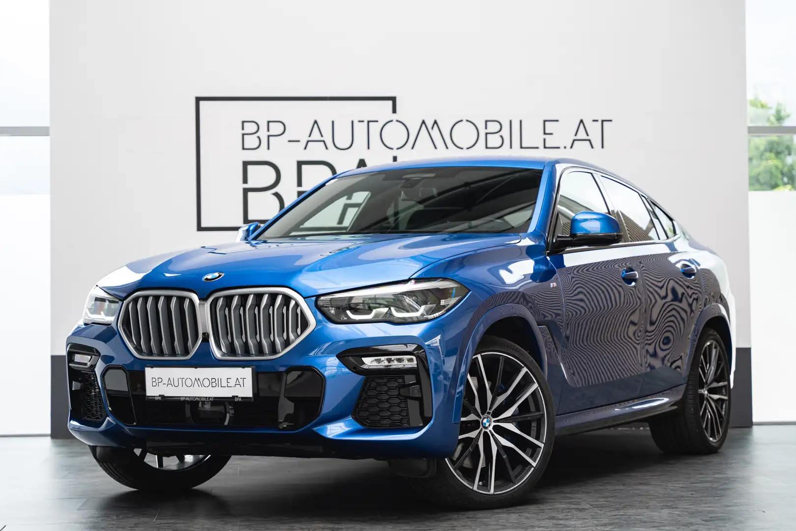 BMW X6 xDrive 30 d M Sport // volle Historie // Modrá - 1