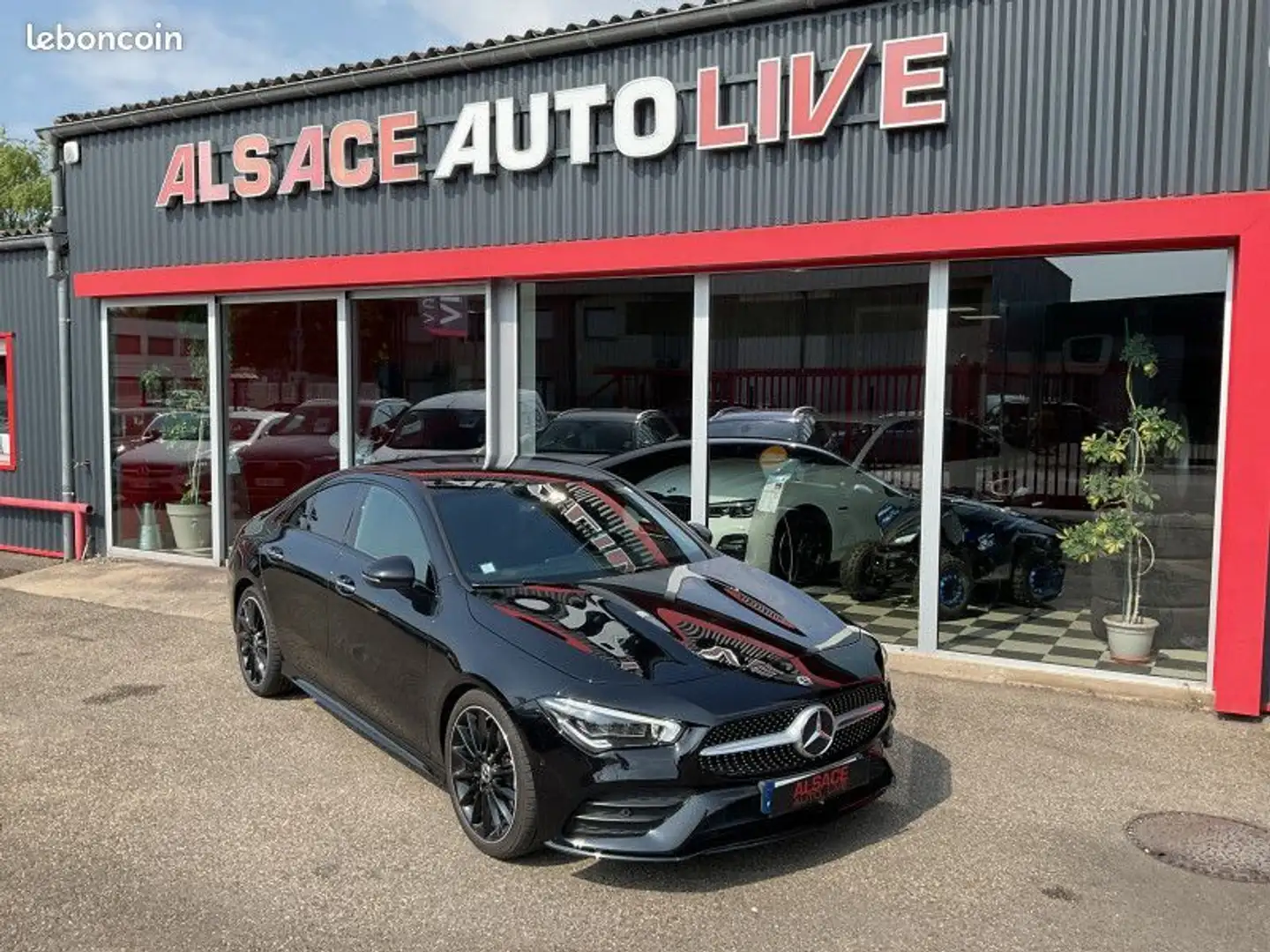 Mercedes-Benz CLA 200 Classe Mercedes 200 163CH AMG LINE 7G-DCT Schwarz - 1