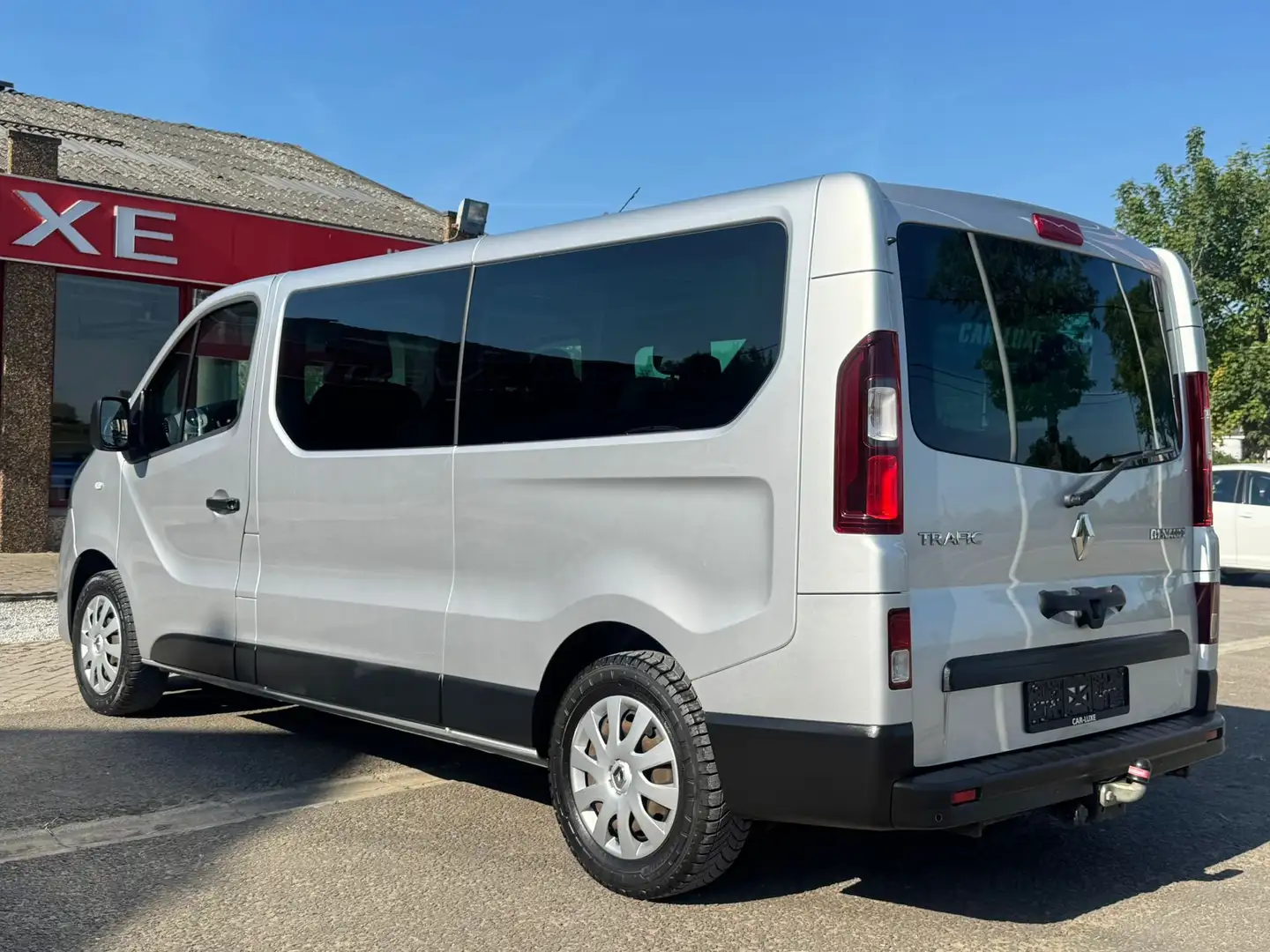 Renault Trafic 1.6 DCI PASSENGER 9PLACES LONG CHASSIS FULL Срібний - 2