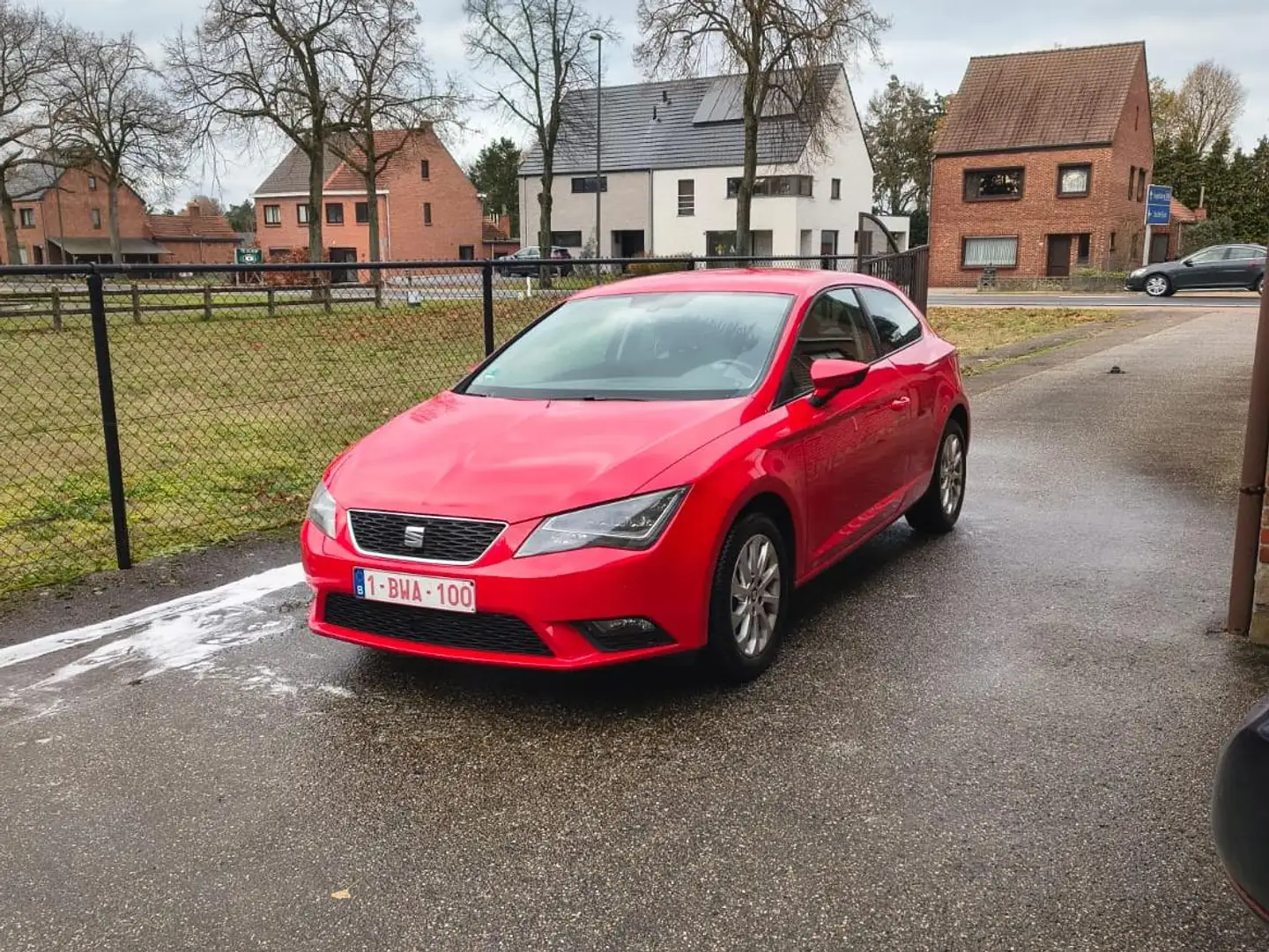 SEAT Leon Leon SC 1.2 TSI Start & Stop Rouge - 1