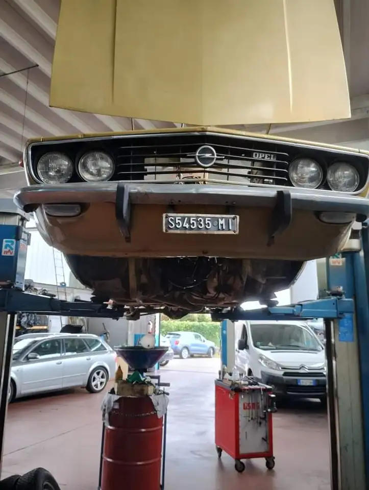 Opel Manta 1200 Lusso, foto 8