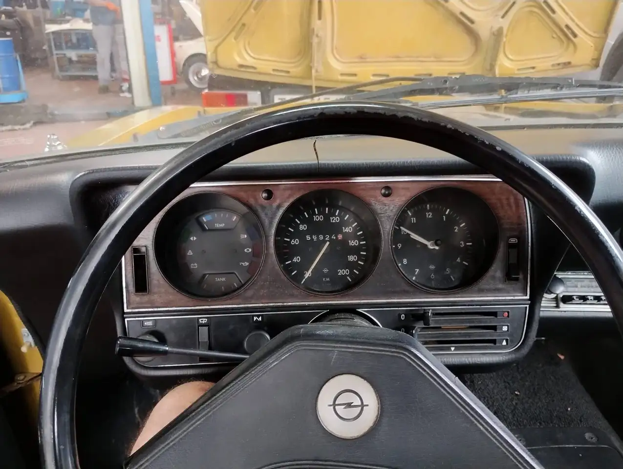 Opel Manta 1200 Lusso, foto 5