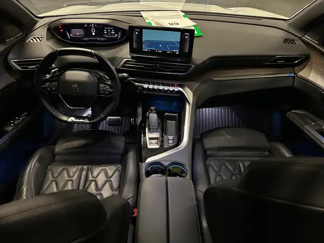 Peugeot 5008 view 13
